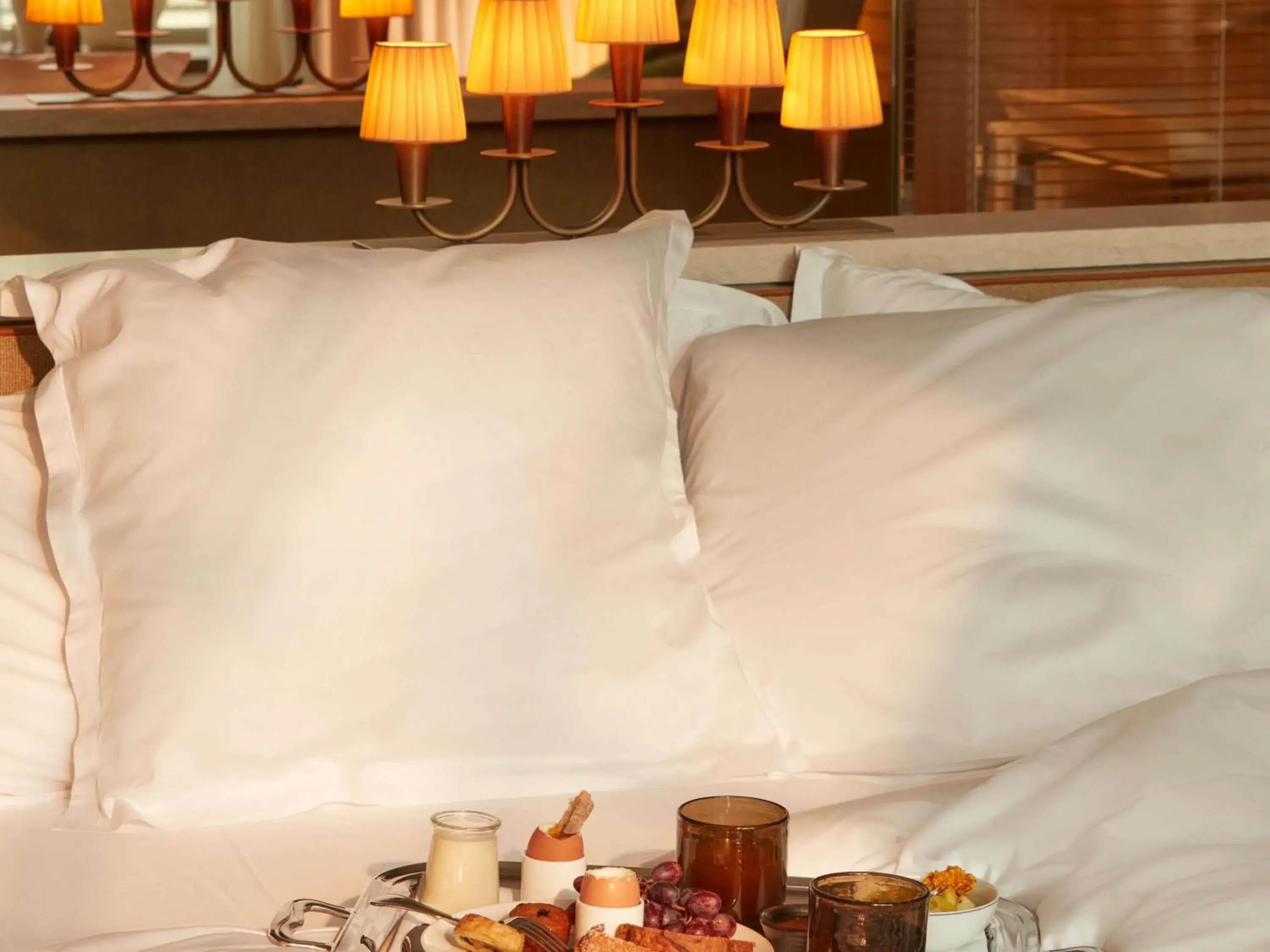 Bedroom, Bed in Mondrian Bordeaux Les Carmes Bedroom, Bed in Mondrian Bordeaux Les Carmes