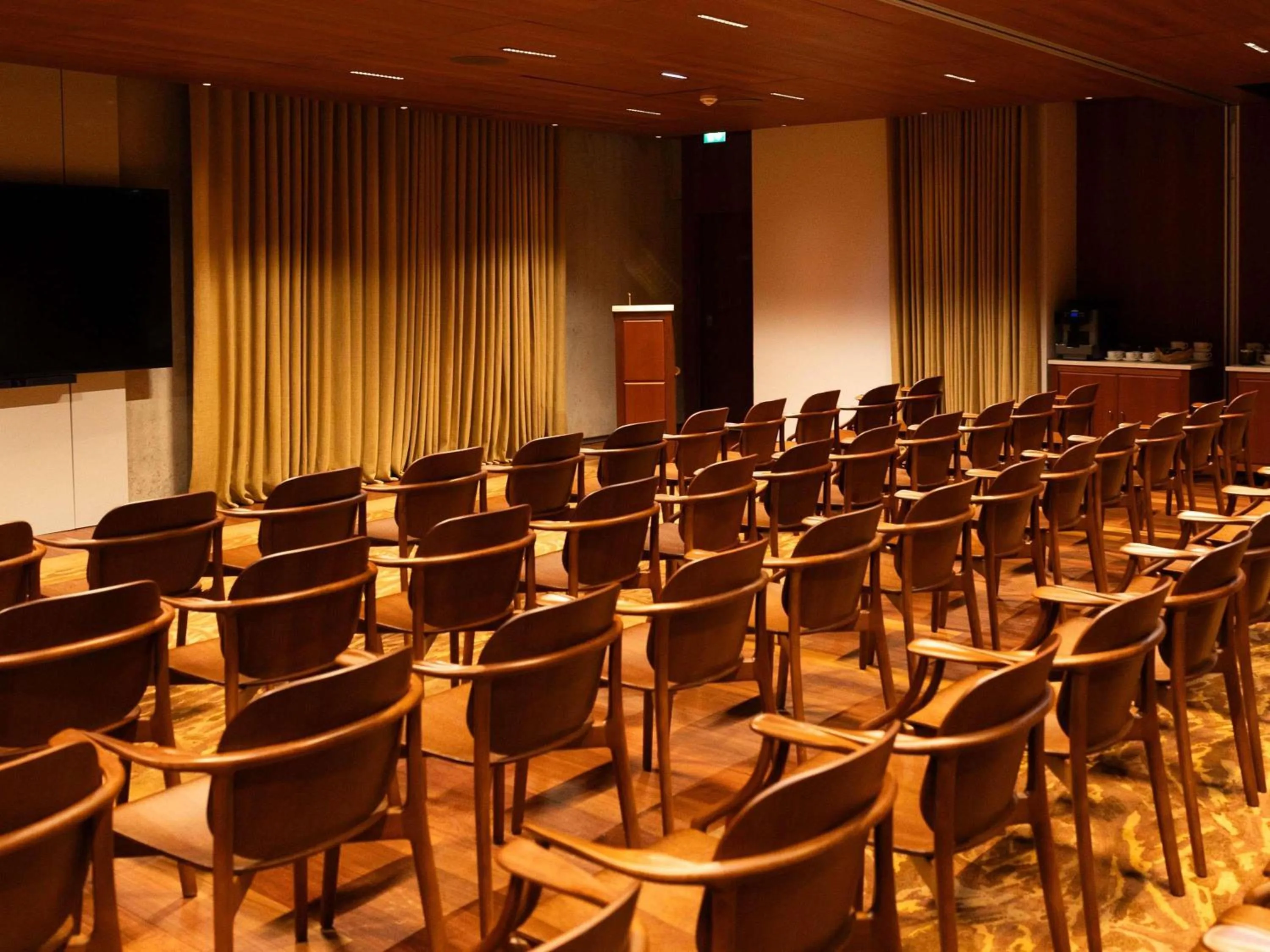Meeting/conference room in Mondrian Bordeaux Les Carmes