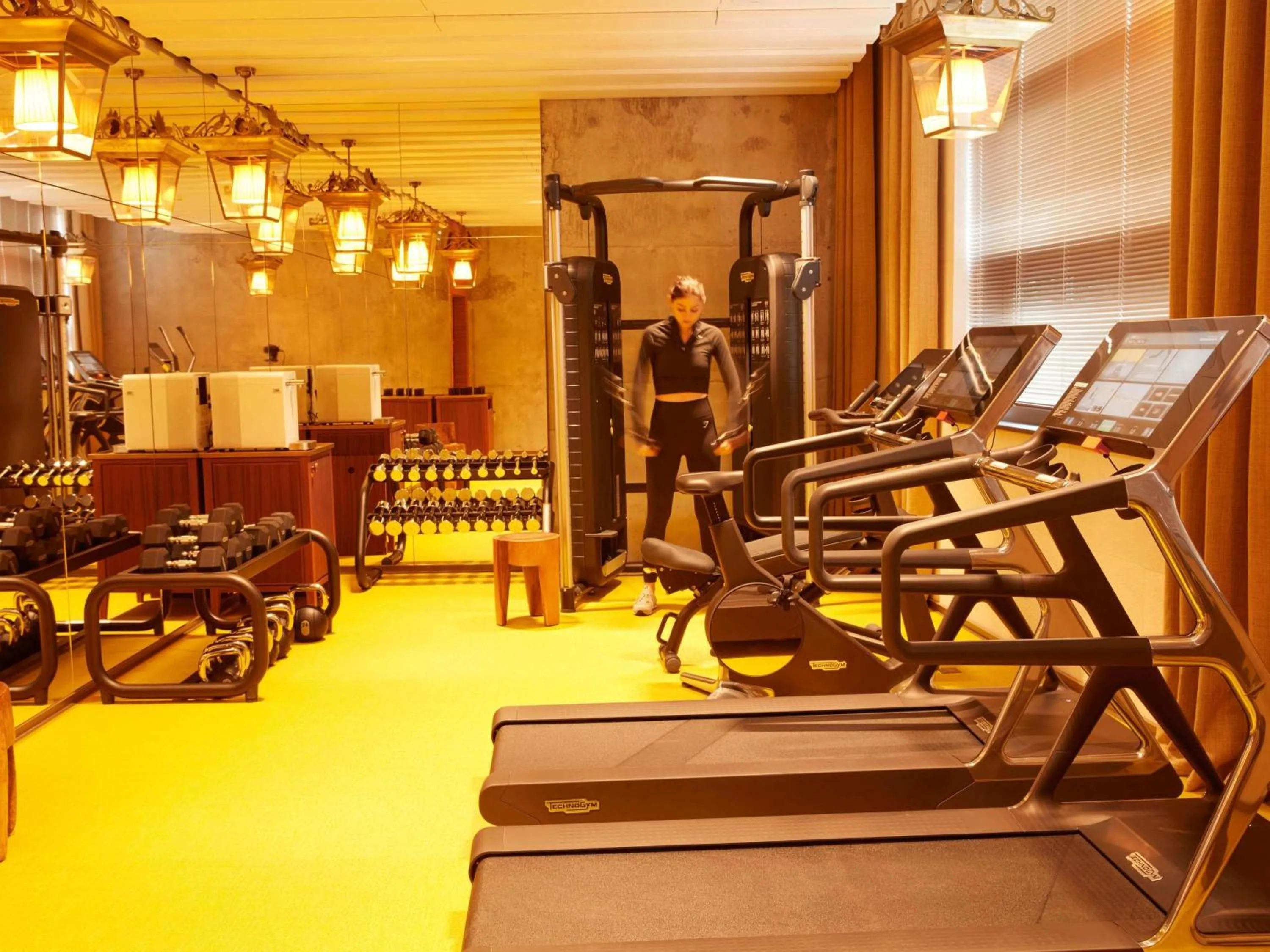 Spa and wellness centre/facilities in Mondrian Bordeaux Les Carmes
