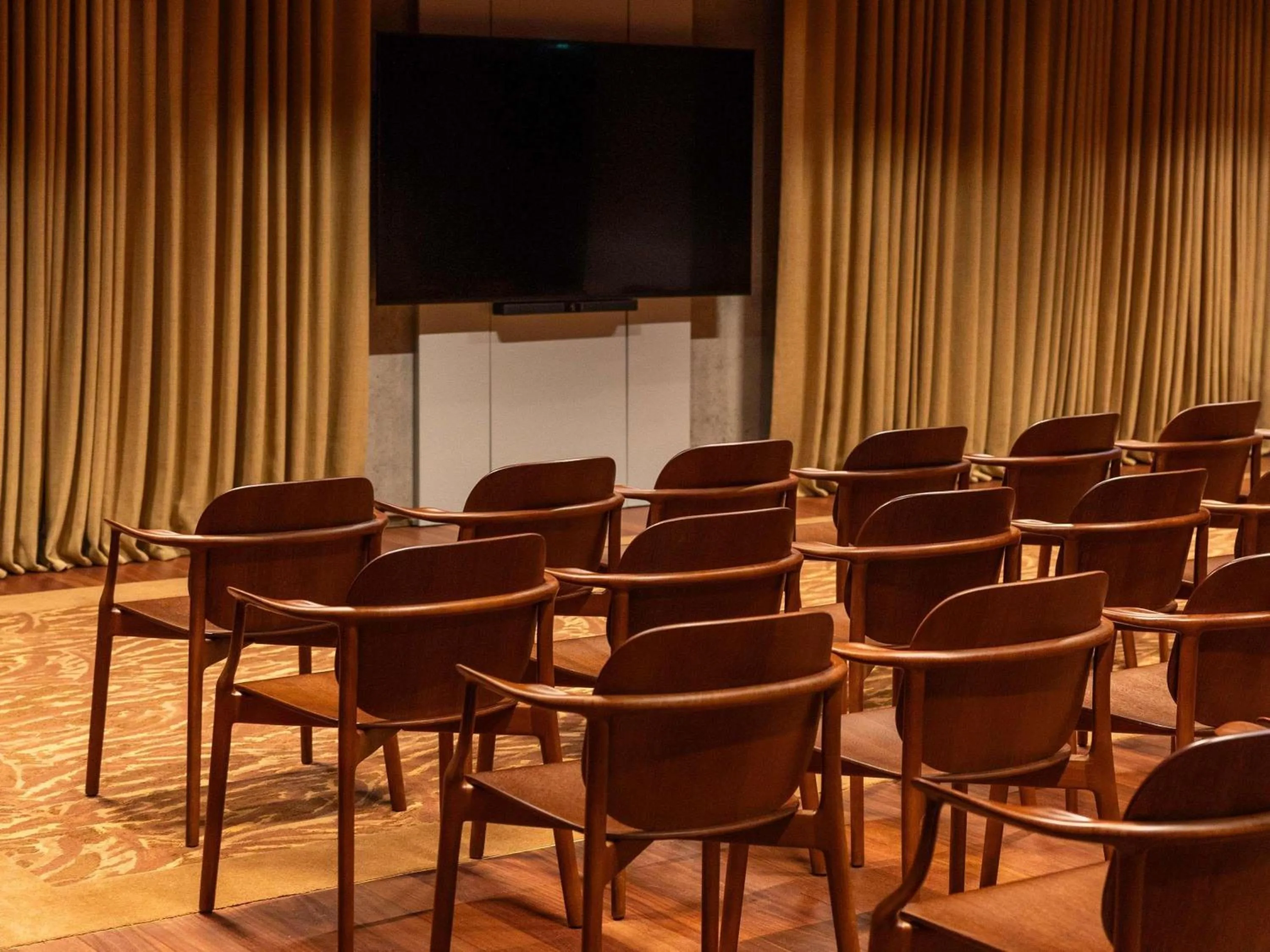 Meeting/conference room in Mondrian Bordeaux Les Carmes