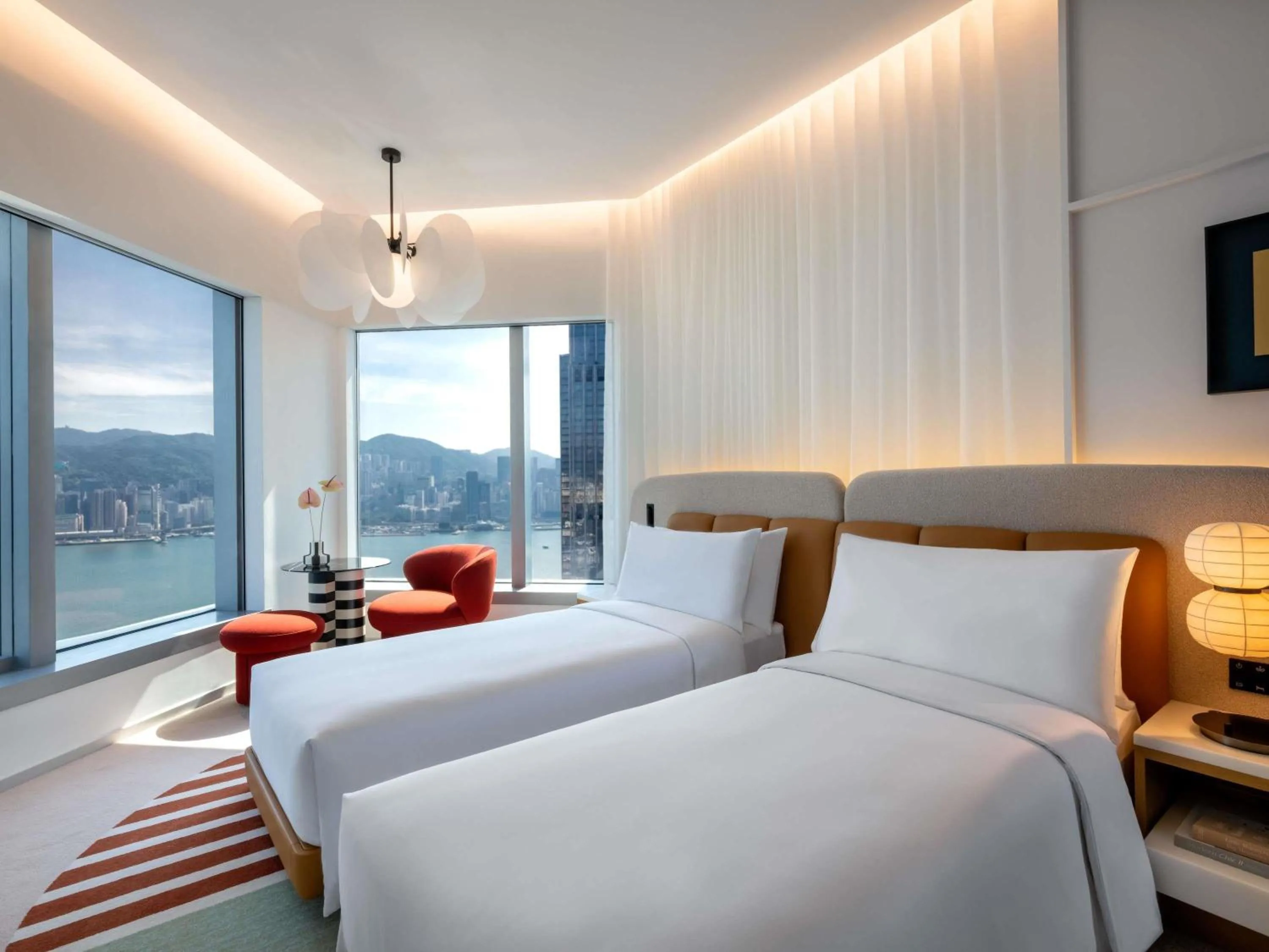 Bedroom, Bed in Mondrian Hong Kong