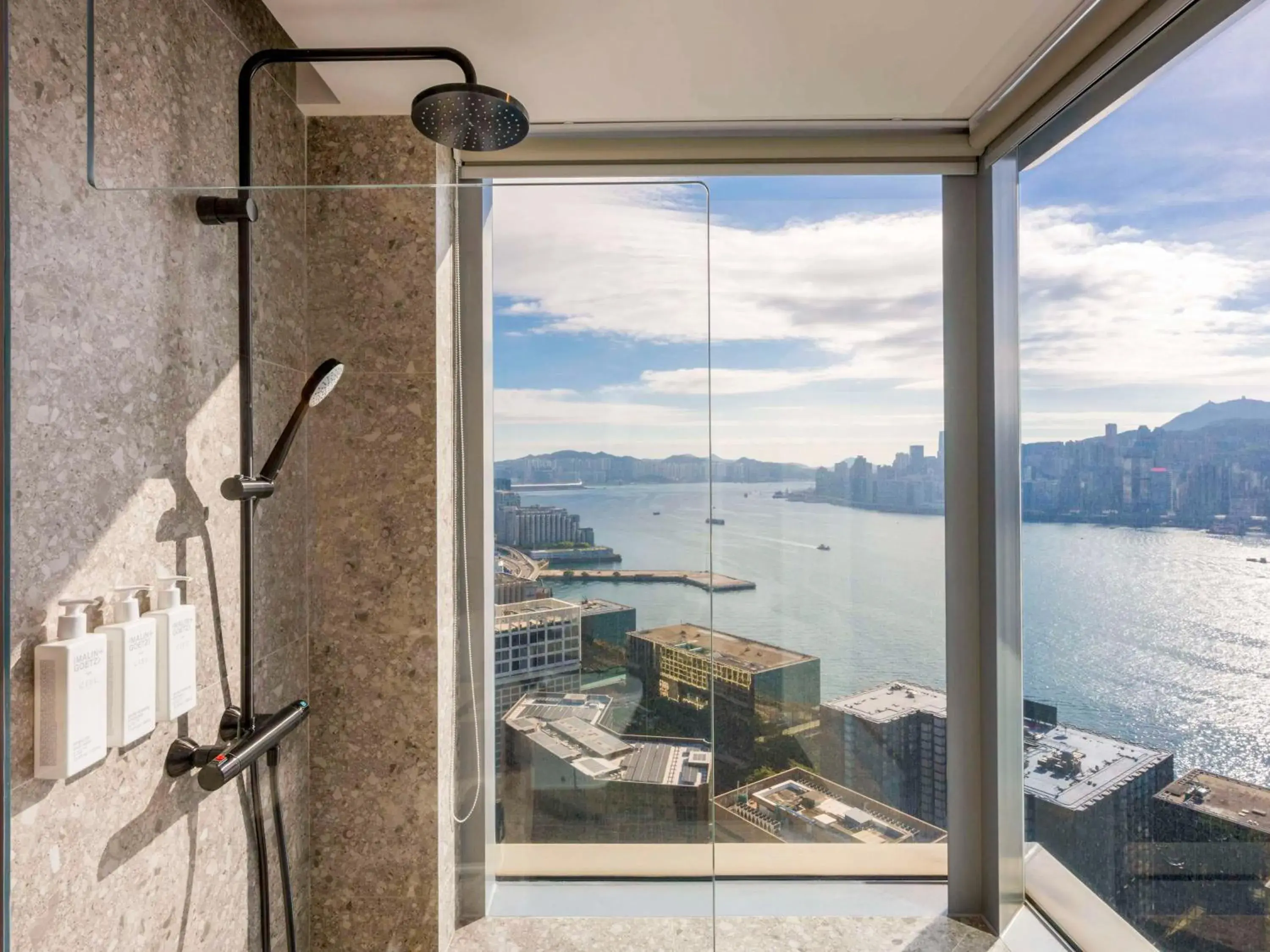 Bathroom in Mondrian Hong Kong Bathroom in Mondrian Hong Kong