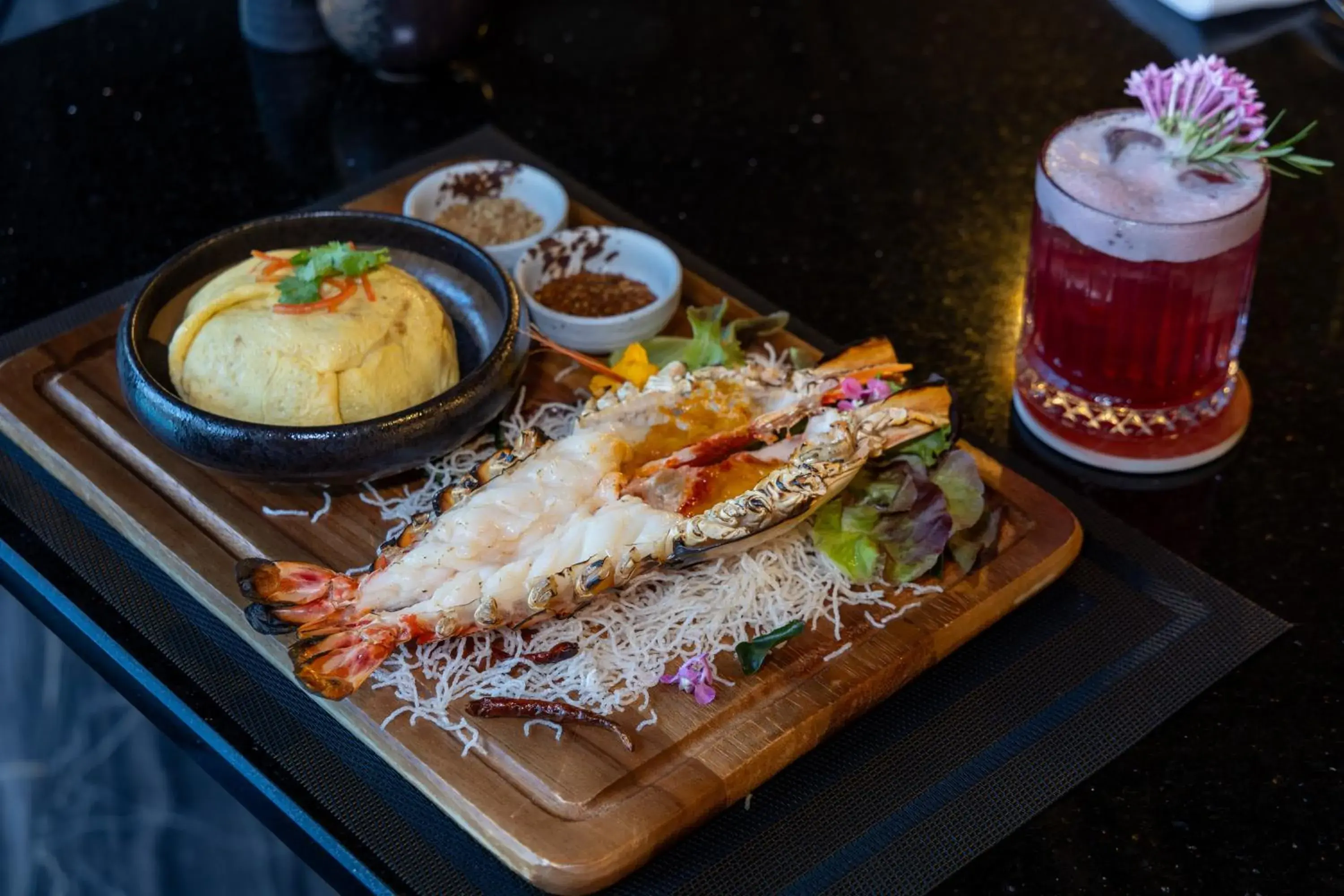 Food and drinks in Ten Six Hundred, Chao Phraya, Bangkok by Preference, managed by The Ascott Limited Food and drinks in Ten Six Hundred, Chao Phraya, Bangkok by Preference, managed by The Ascott Limited