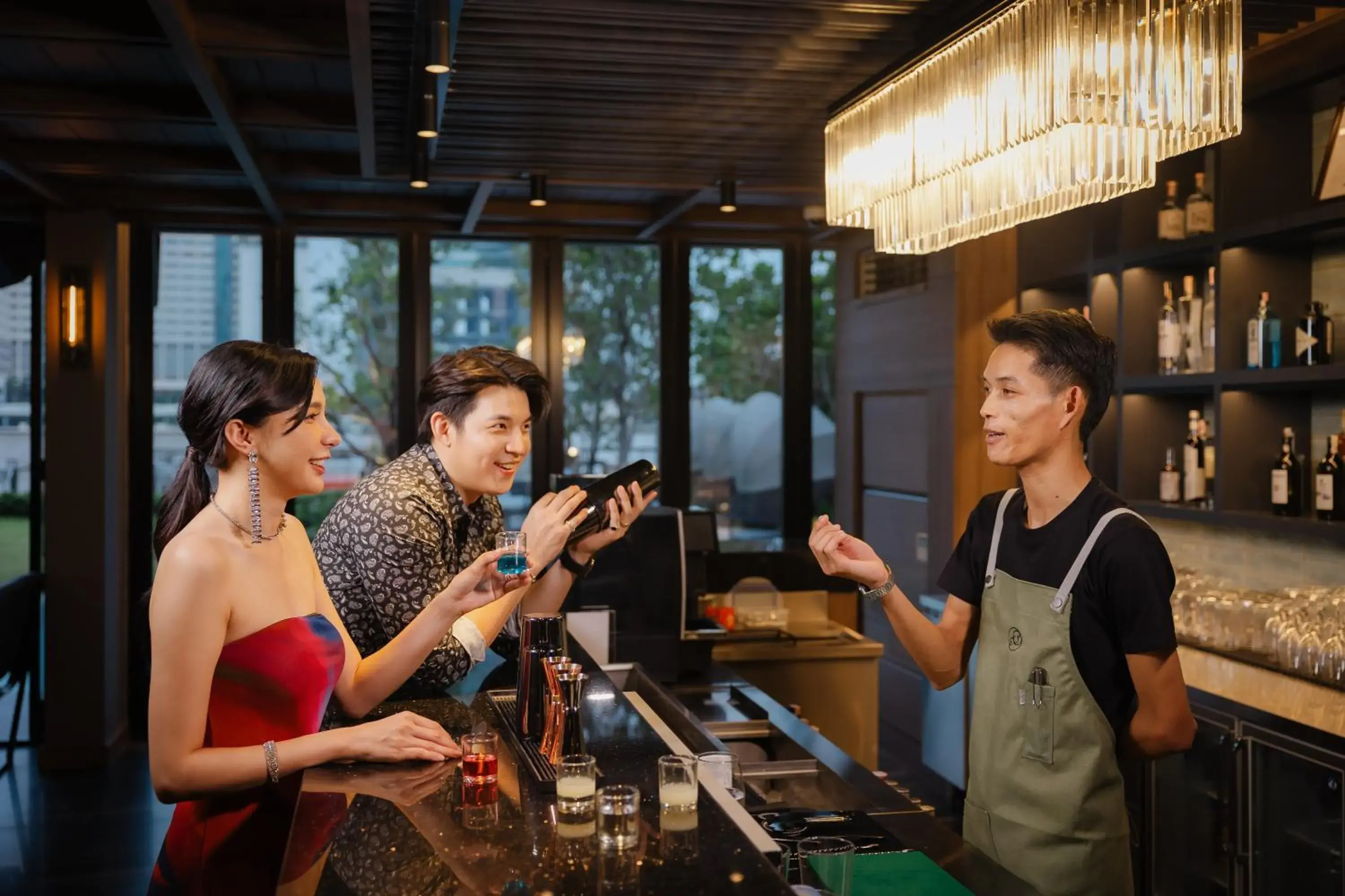 Lounge or bar in Ten Six Hundred, Chao Phraya, Bangkok by Preference, managed by The Ascott Limited Lounge or bar in Ten Six Hundred, Chao Phraya, Bangkok by Preference, managed by The Ascott Limited