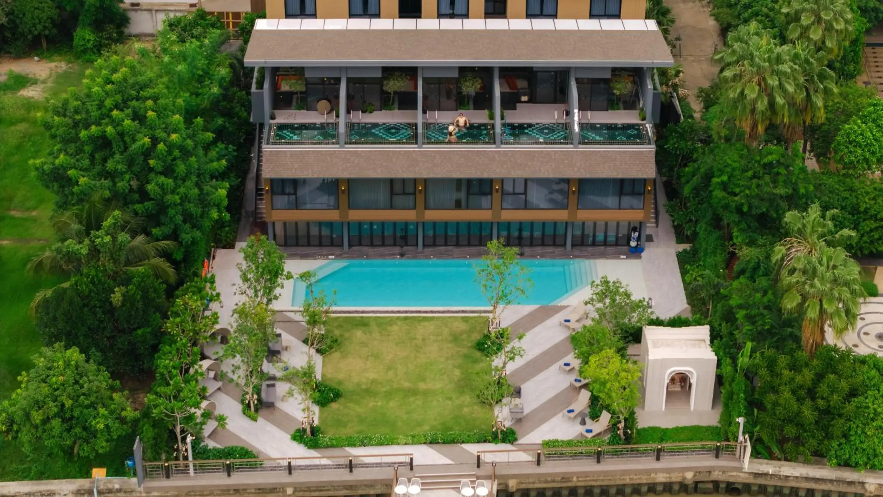 Property building in Ten Six Hundred, Chao Phraya, Bangkok by Preference, managed by The Ascott Limited Property building in Ten Six Hundred, Chao Phraya, Bangkok by Preference, managed by The Ascott Limited