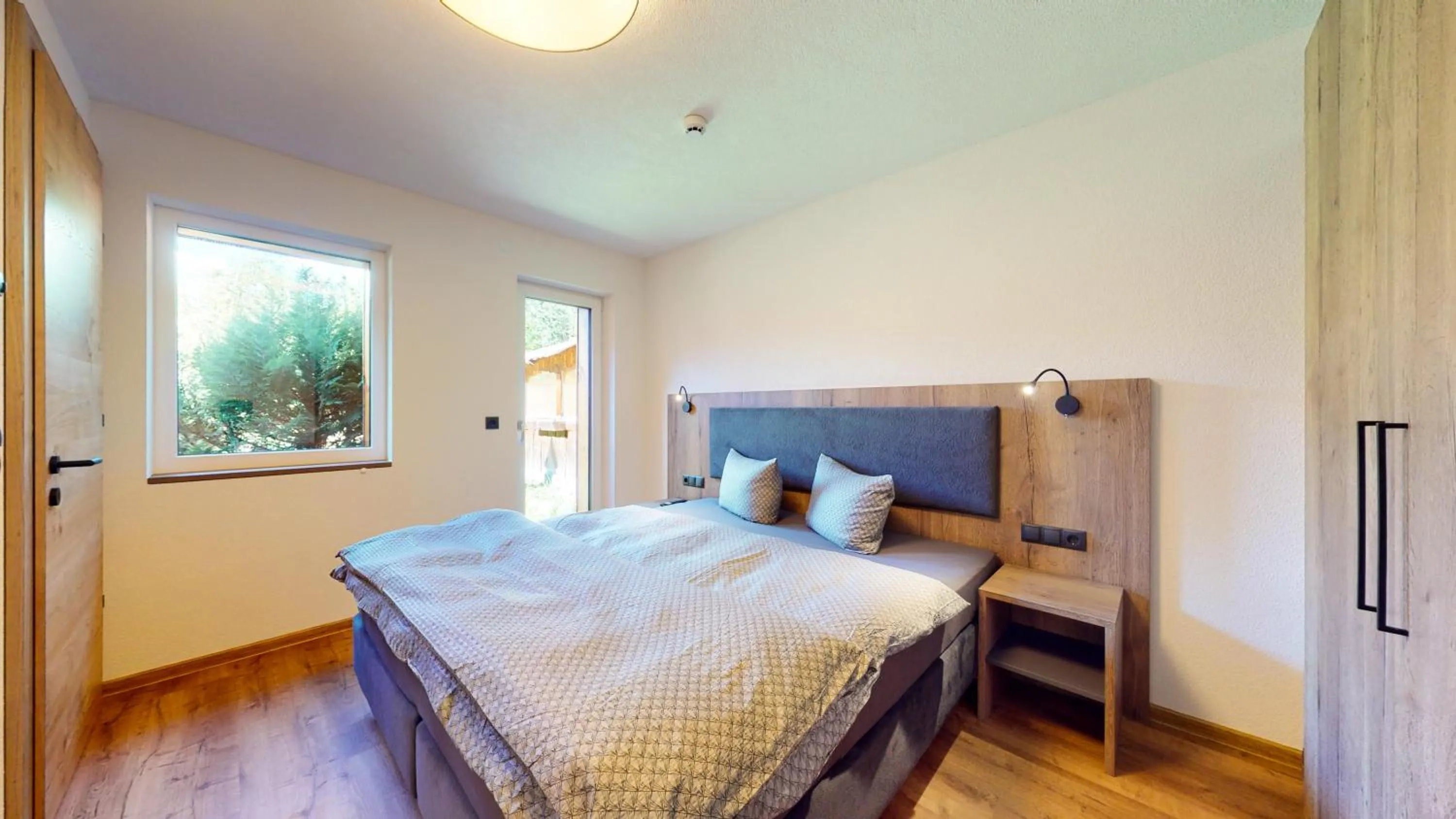 TV and multimedia, Bed in PitzPlus Appartements