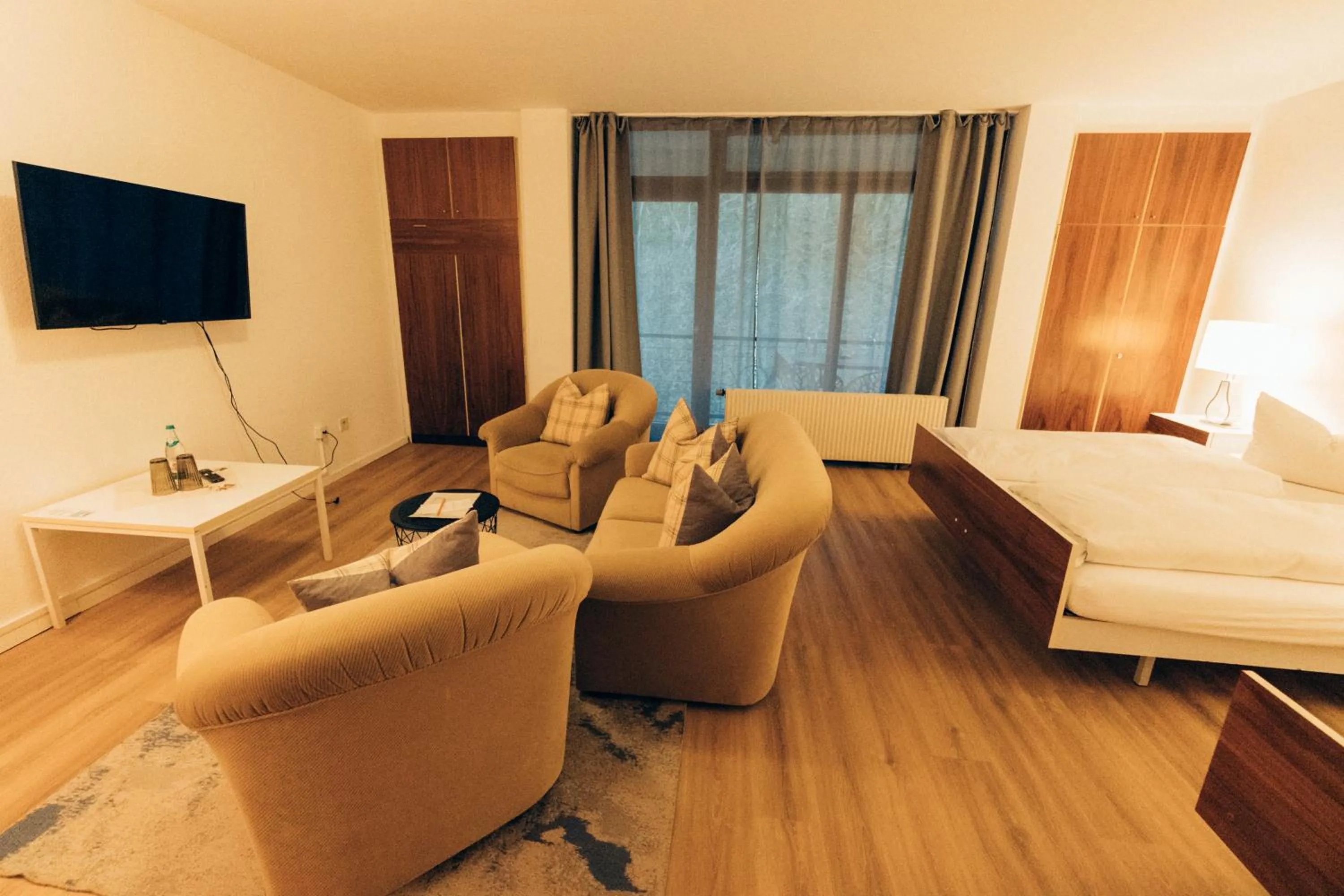 Living room, Bed in Gasthof Hotel zur Post