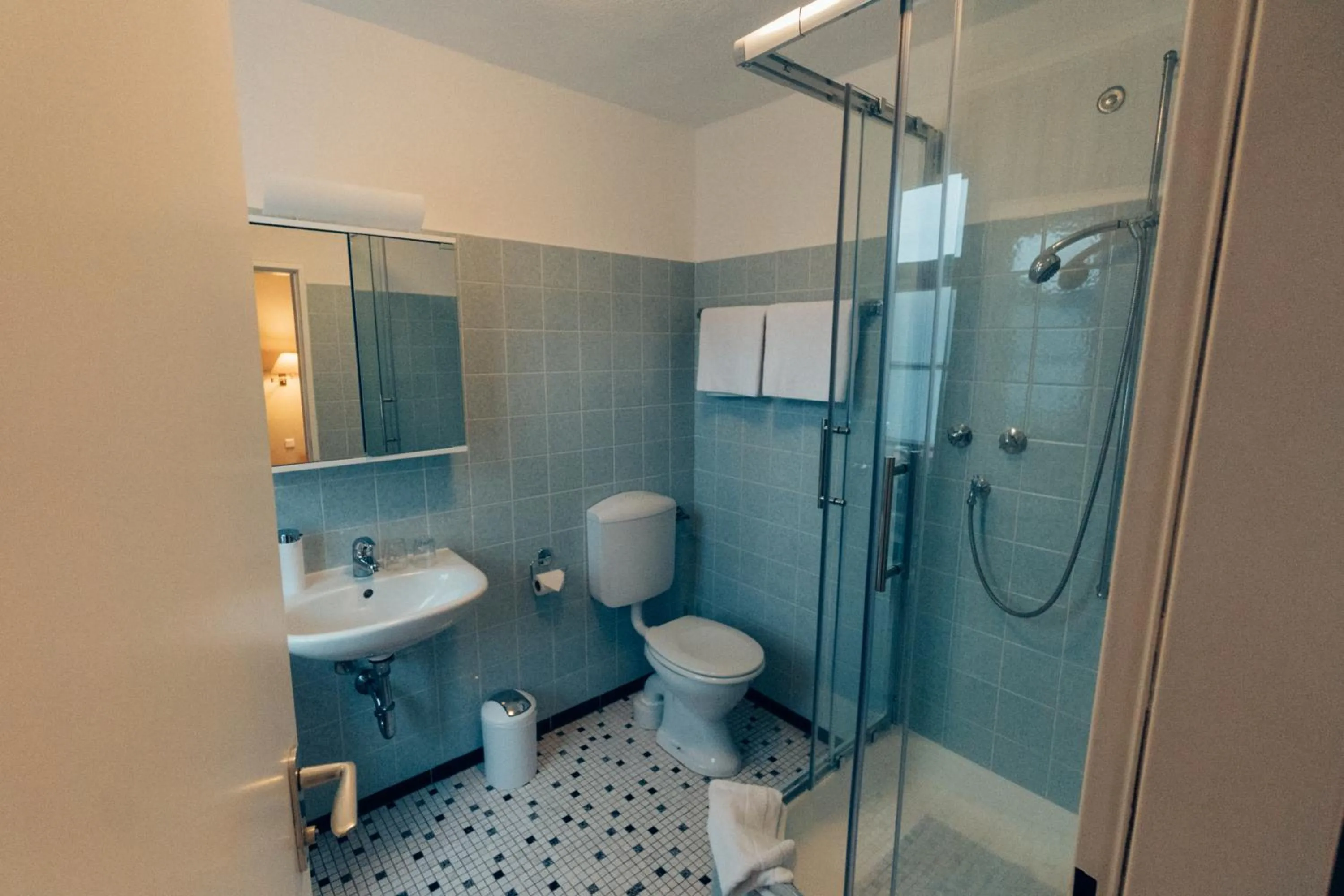 Shower in Gasthof Hotel zur Post