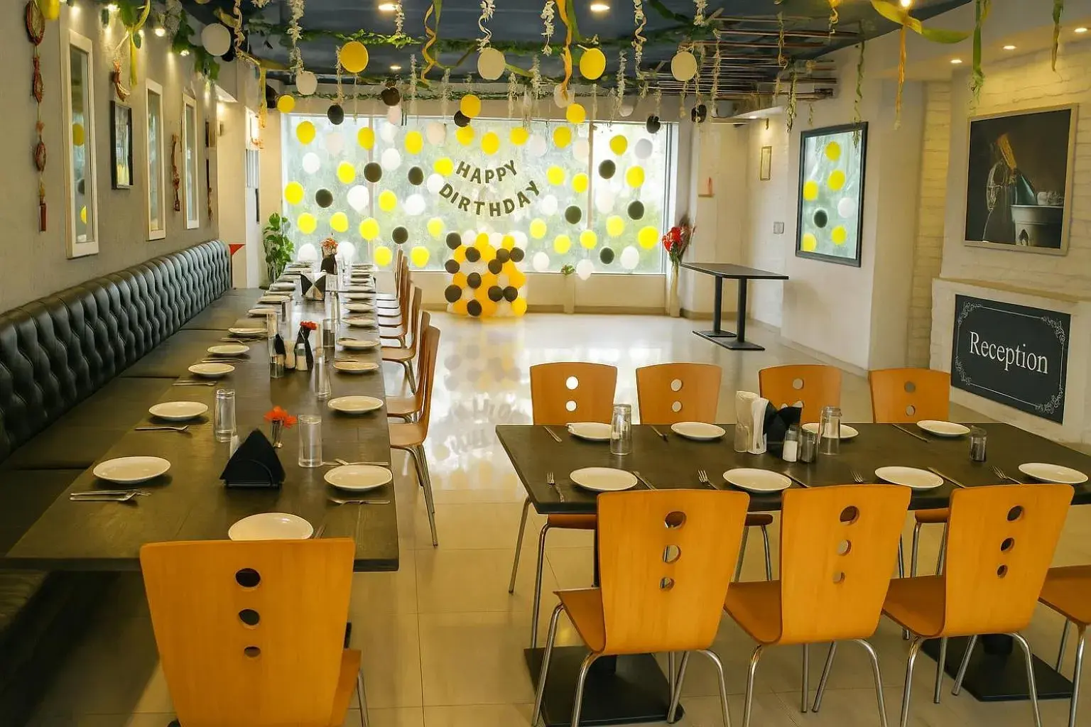 Restaurant/places to eat in Hotel The Heights Restaurant/places to eat in Hotel The Heights