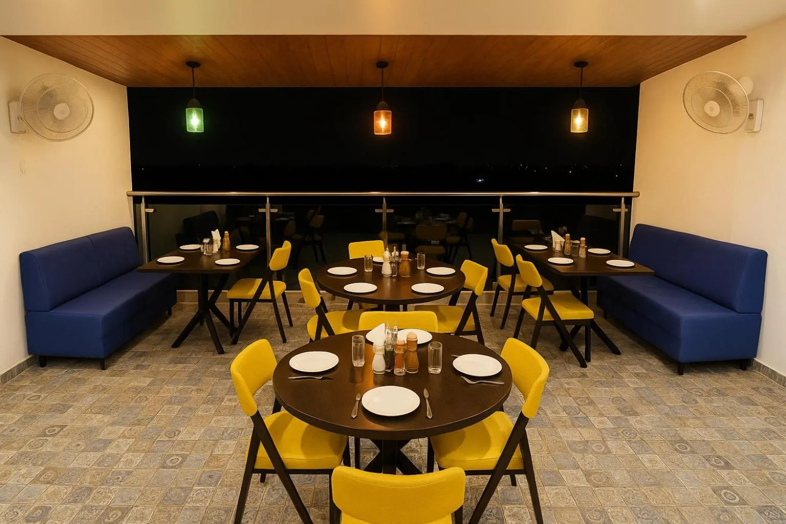 Restaurant/places to eat in Hotel The Heights