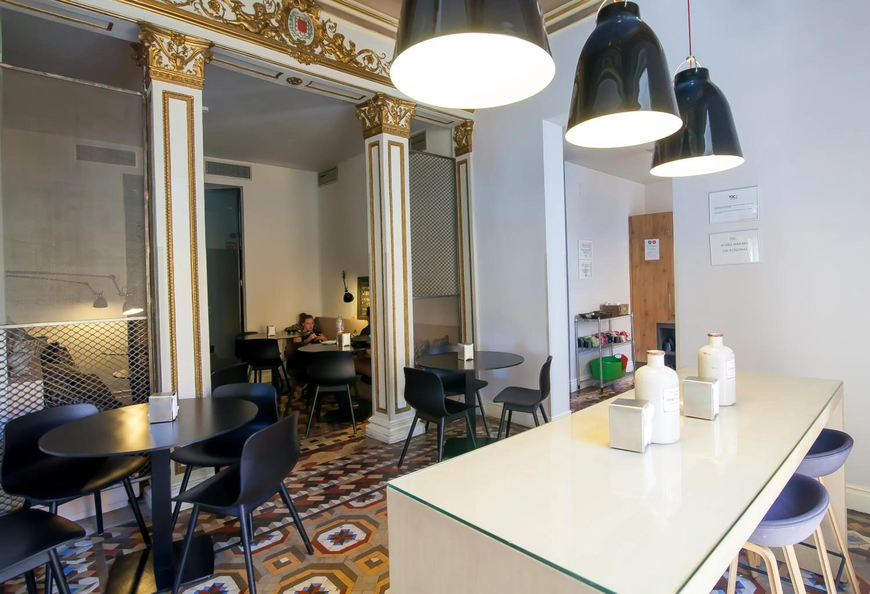 Communal lounge/ TV room in Toc Hostel Madrid