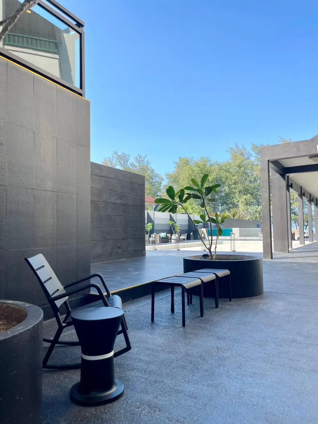 Property building in Solis Beach Hotel Rajamangala Property building in Solis Beach Hotel Rajamangala