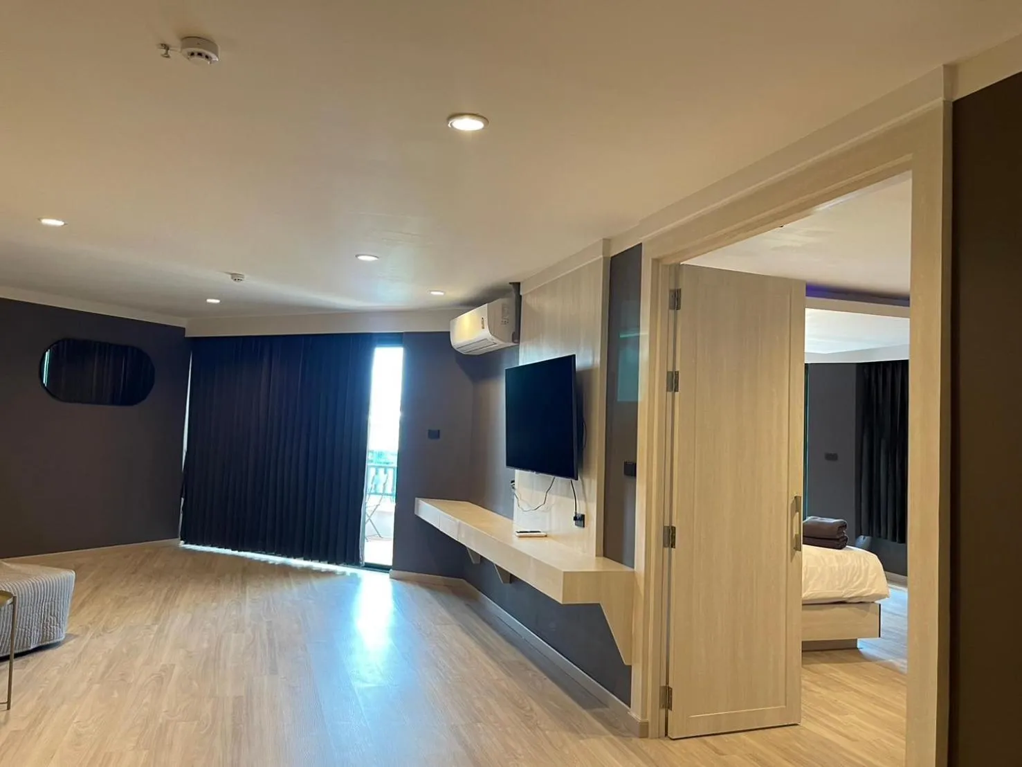 Bed in Solis Beach Hotel Rajamangala