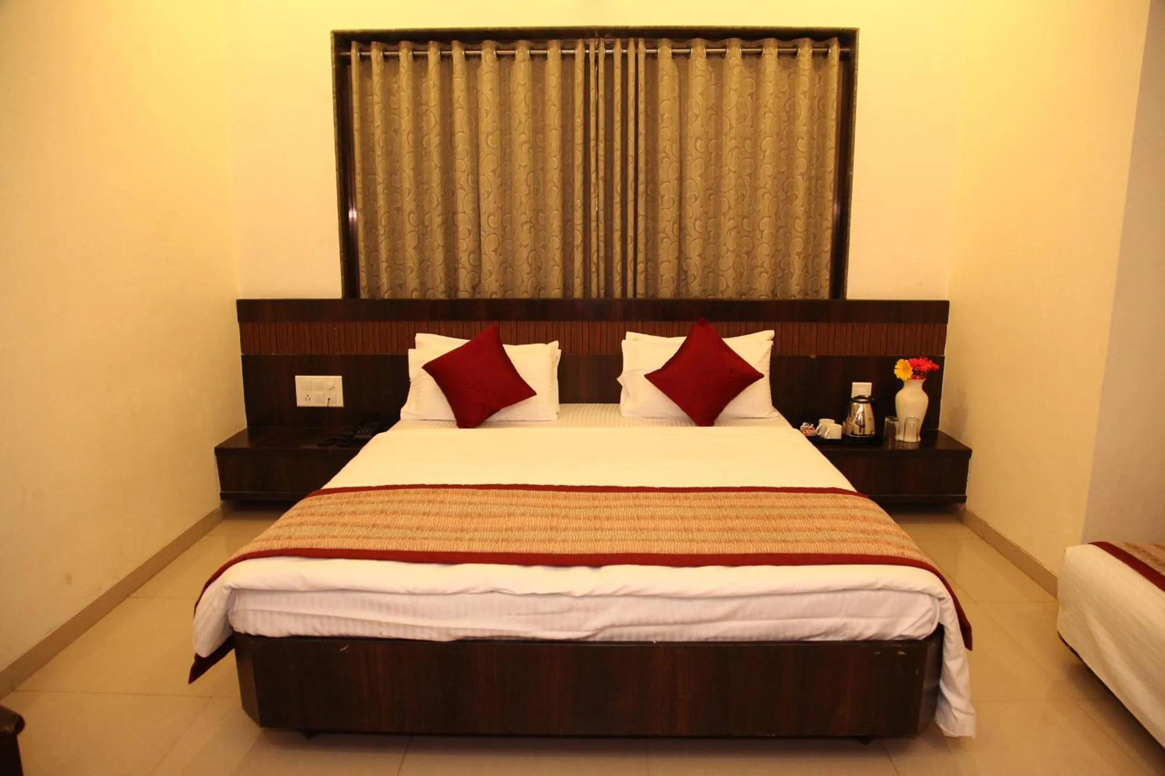 Other, Bed in Hotel Sai Ramanand