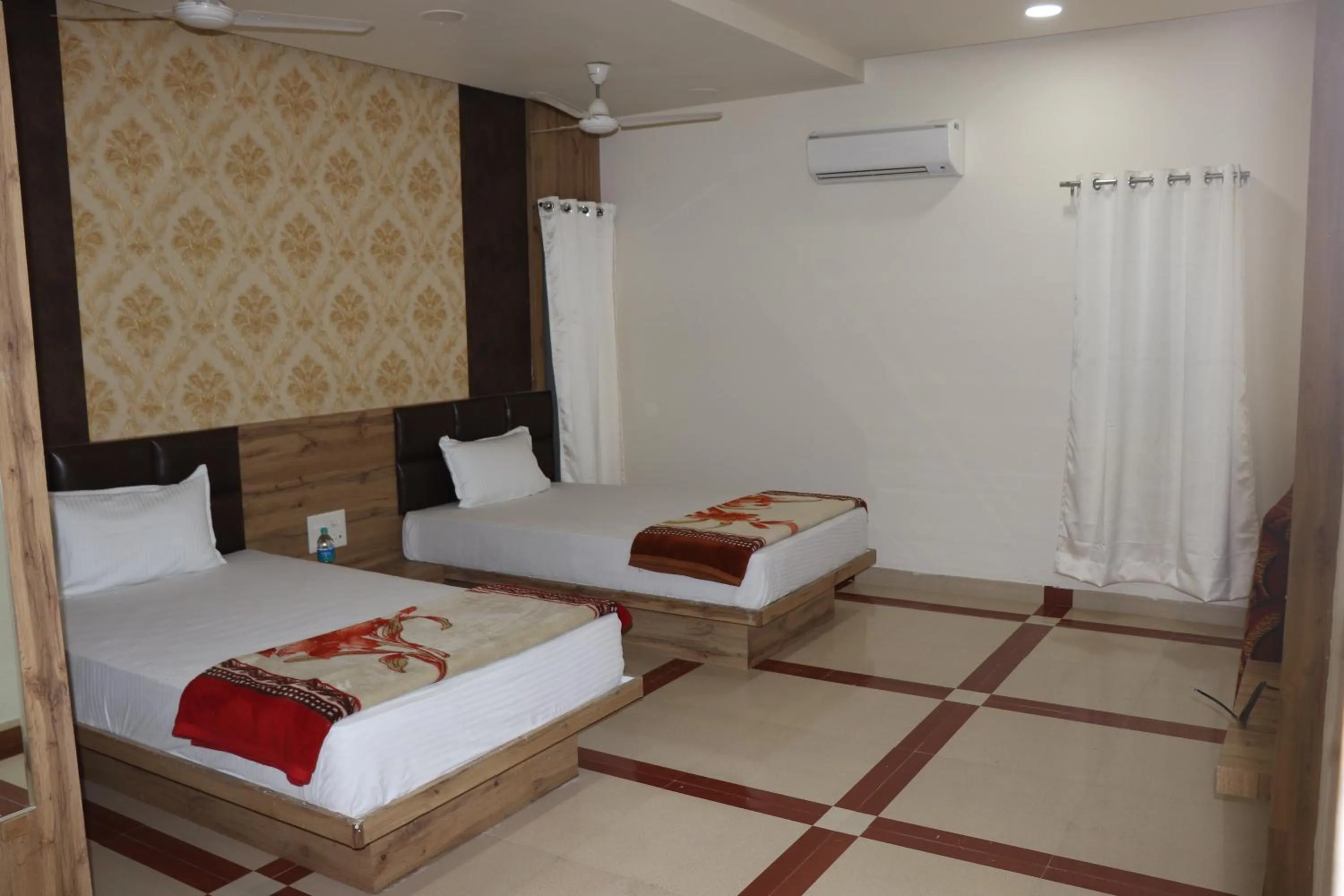 KANHA VATIKA AND RESORT