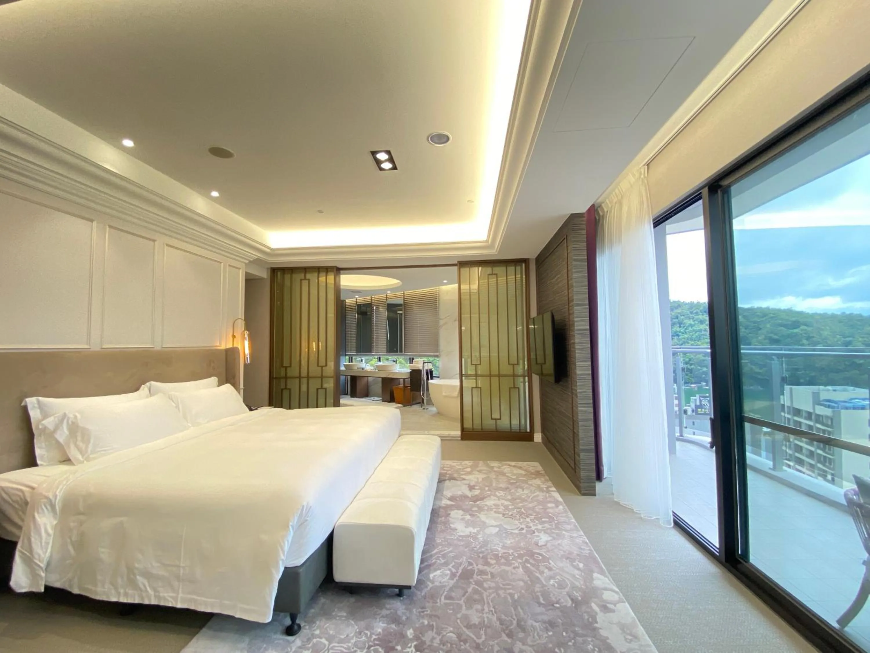 Bedroom, Bed in Wyndham Sun Moon Lake