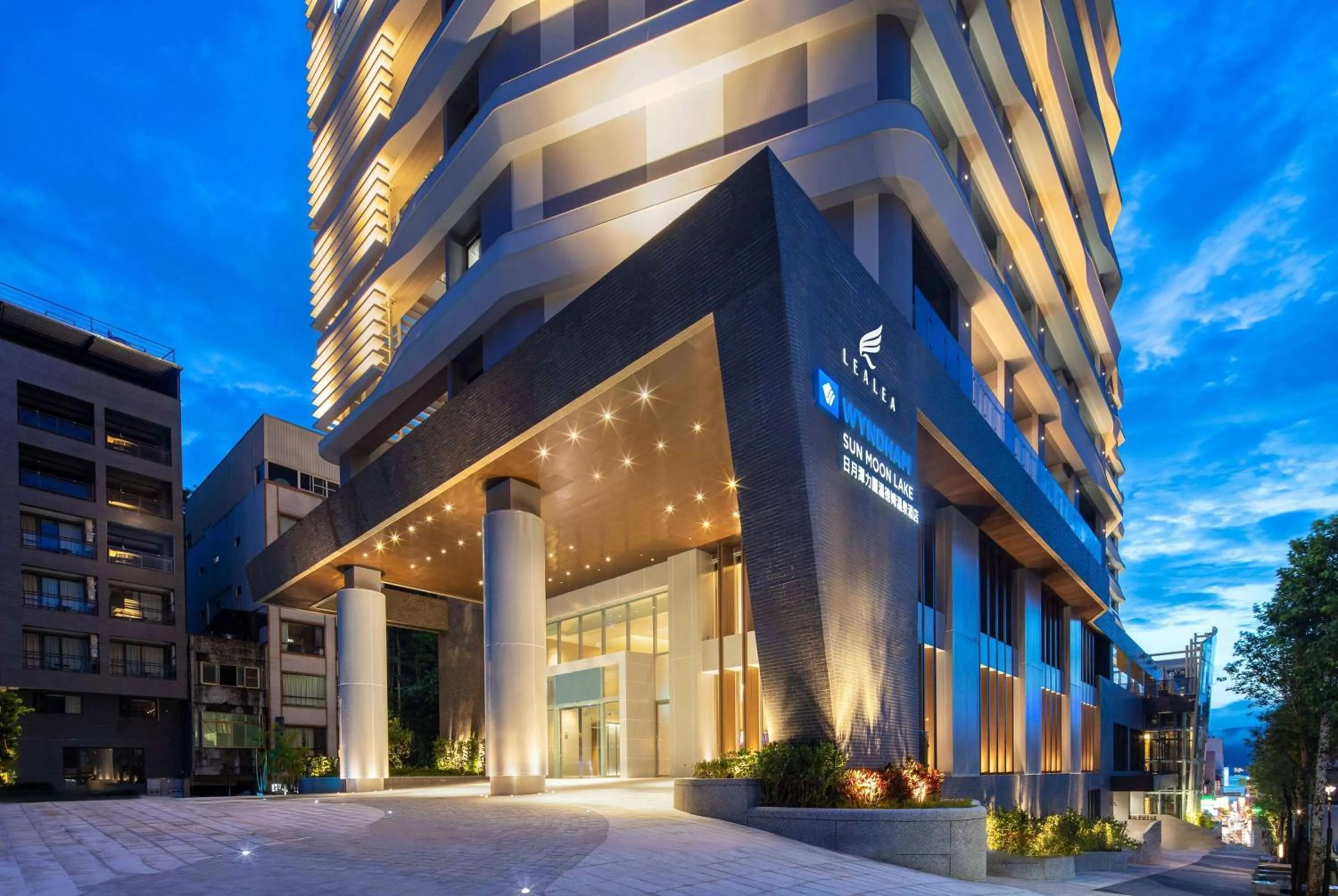 Property building in Wyndham Sun Moon Lake