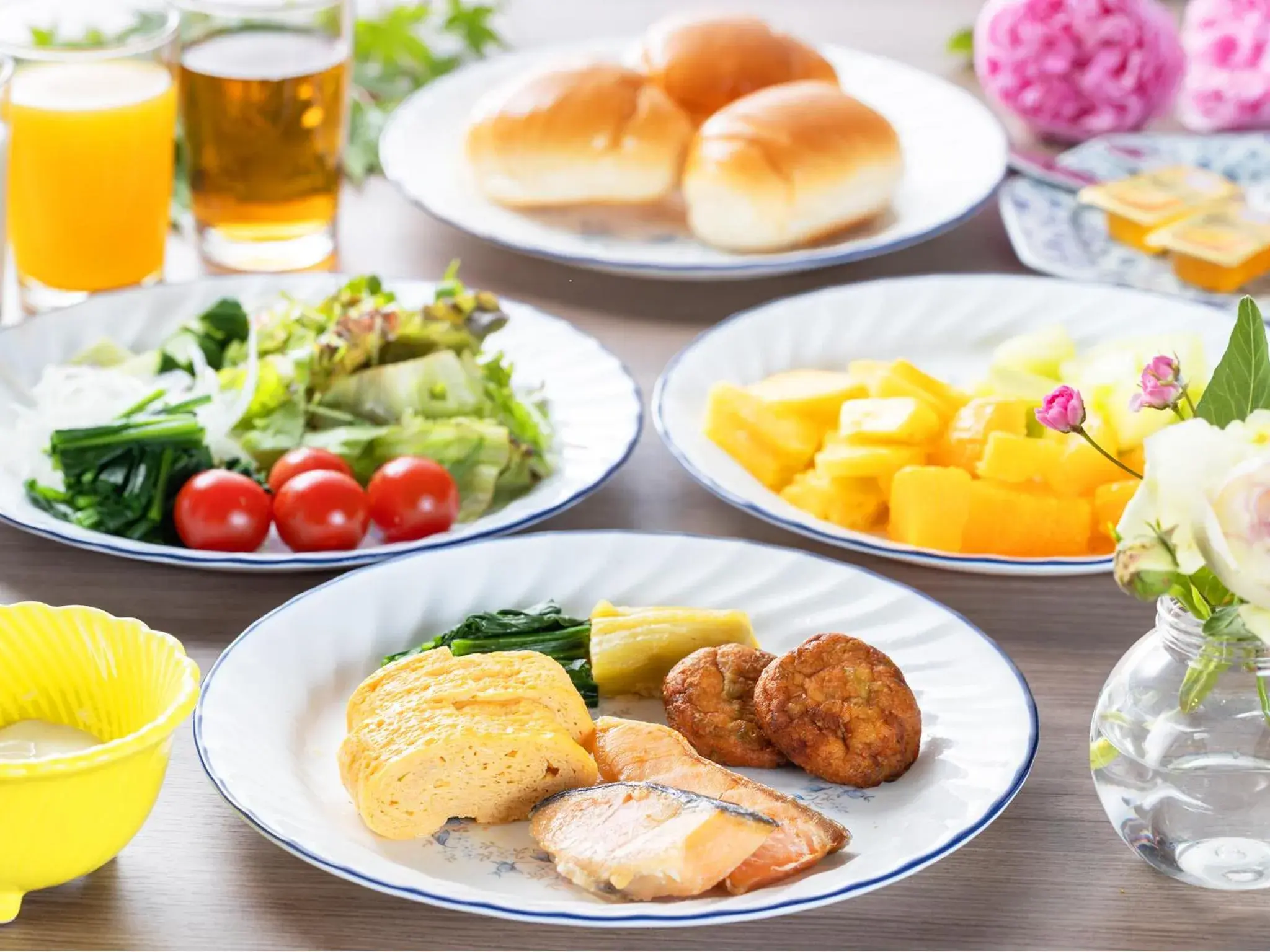 Breakfast in Mikuma Hotel Breakfast in Mikuma Hotel