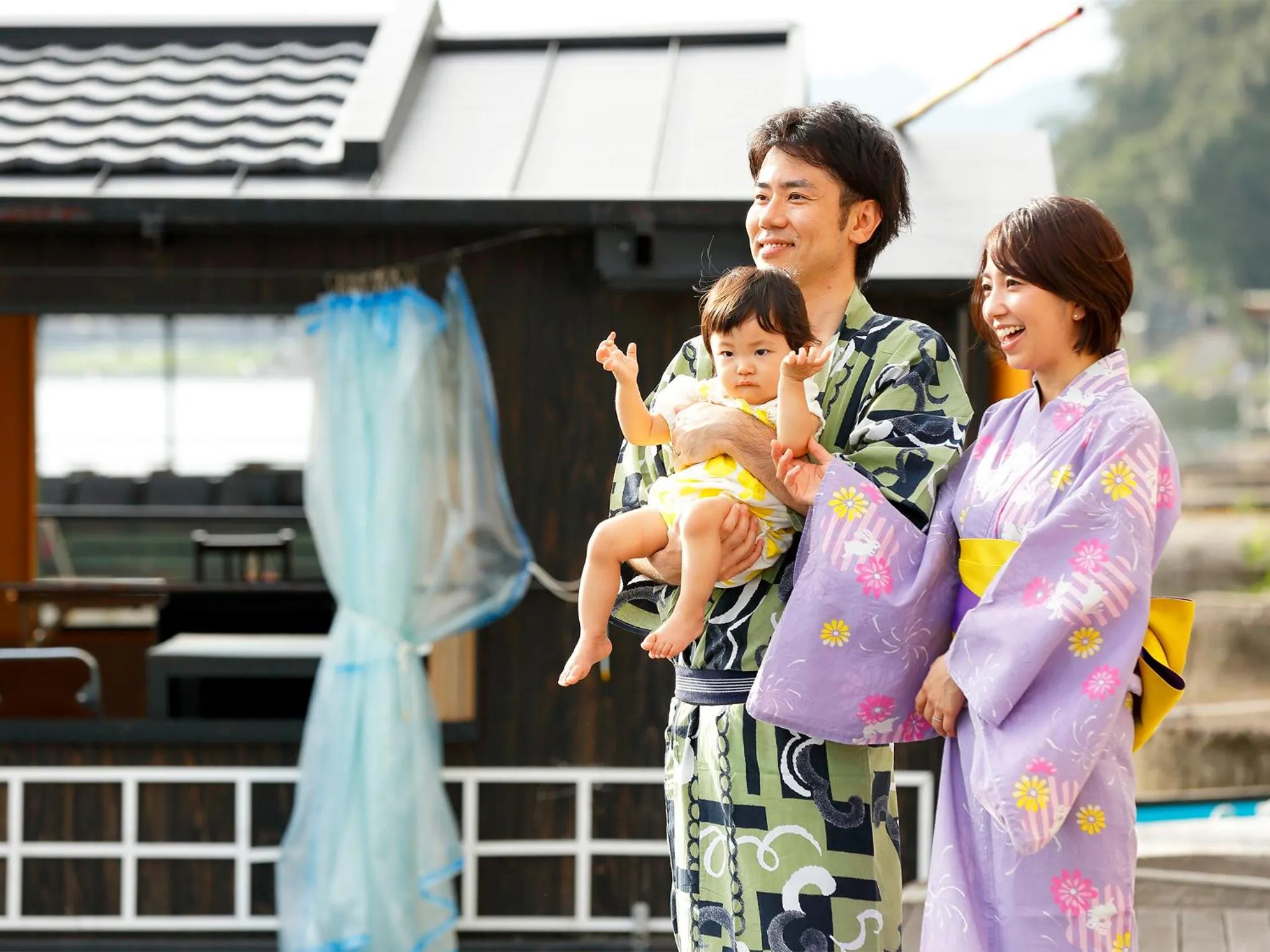 Family in Mikuma Hotel