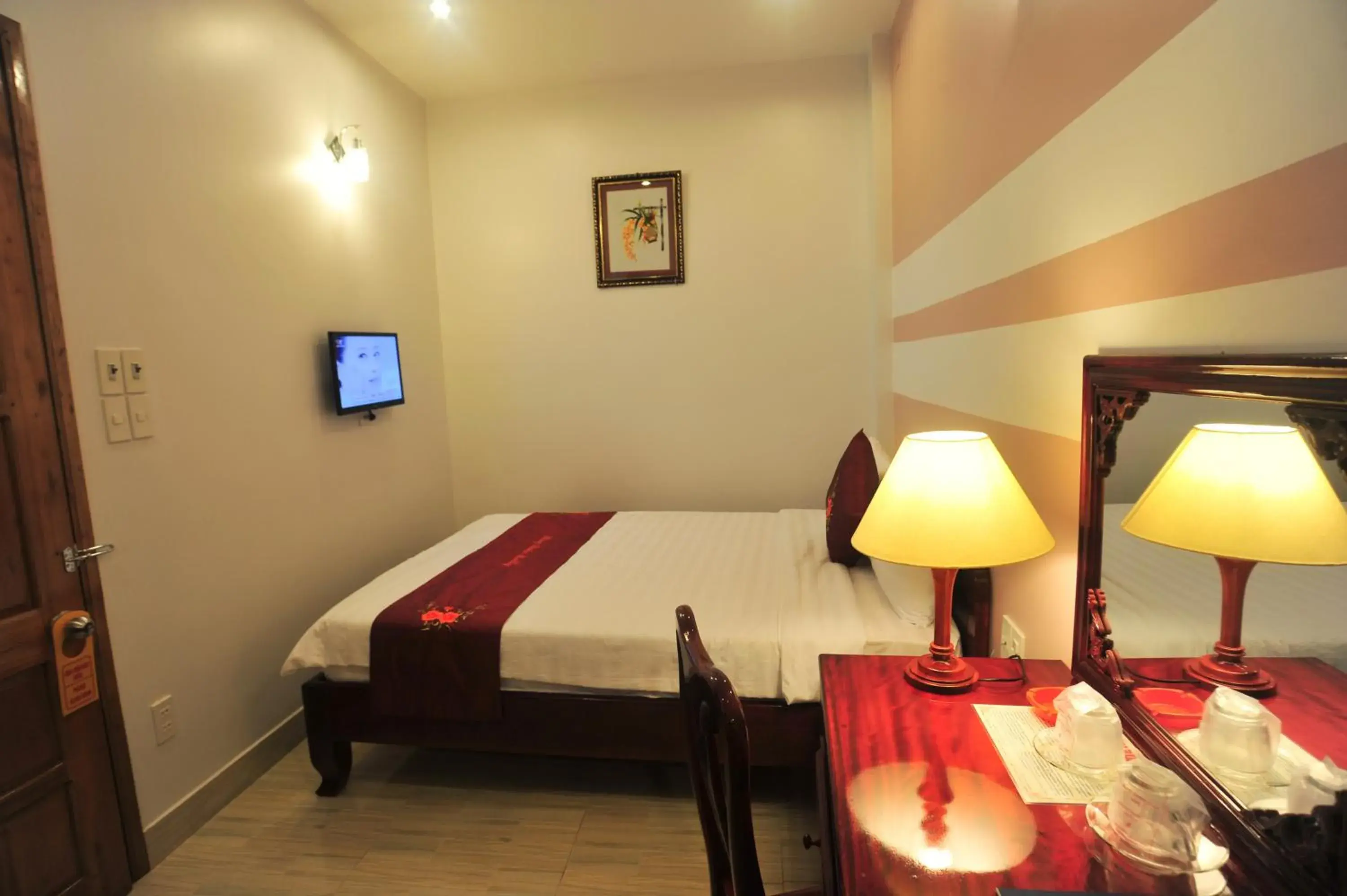 Bedroom, Bed in Hong Thien Ruby Hotel Bedroom, Bed in Hong Thien Ruby Hotel