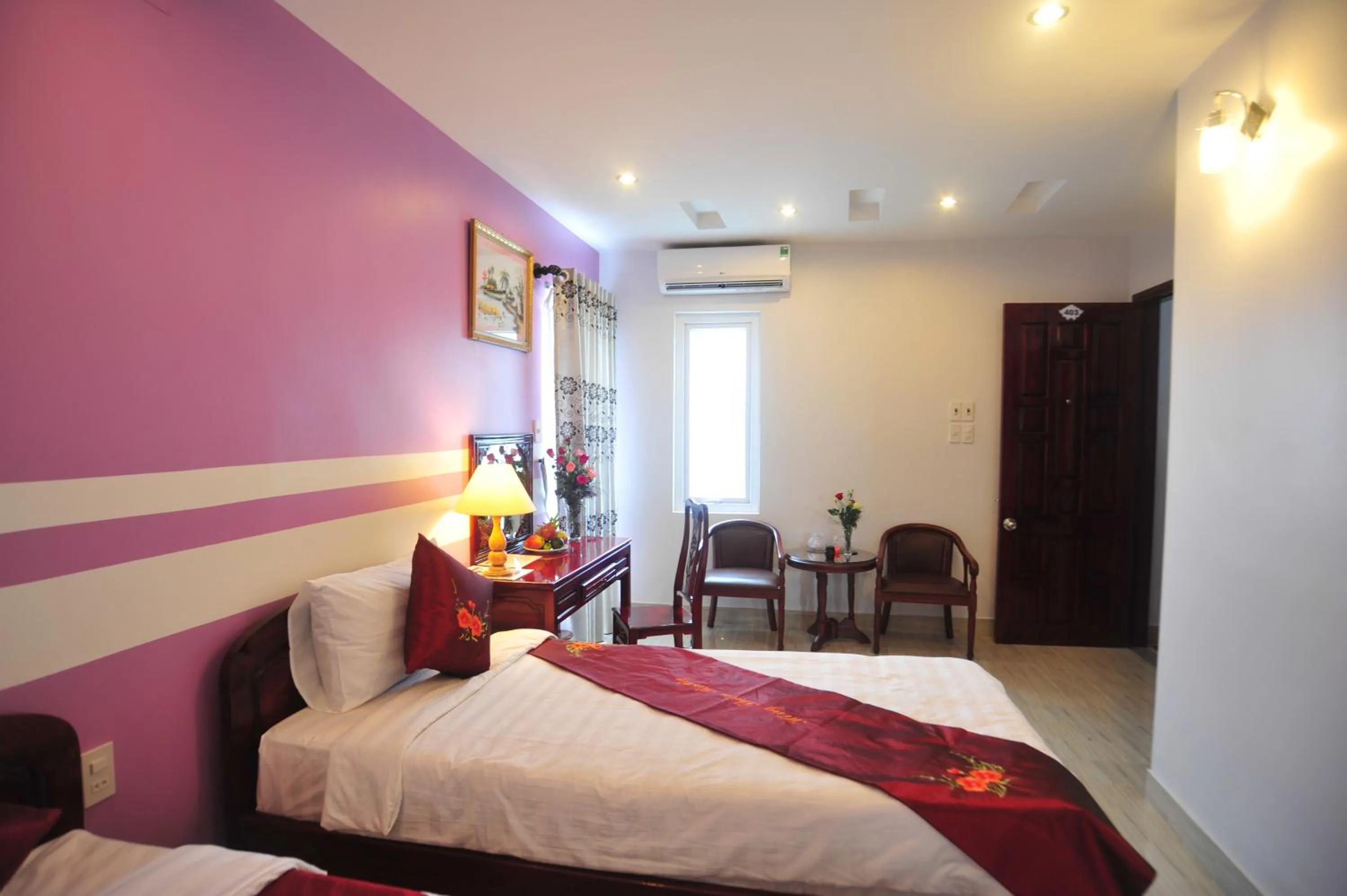 Bedroom, Bed in Hong Thien Ruby Hotel