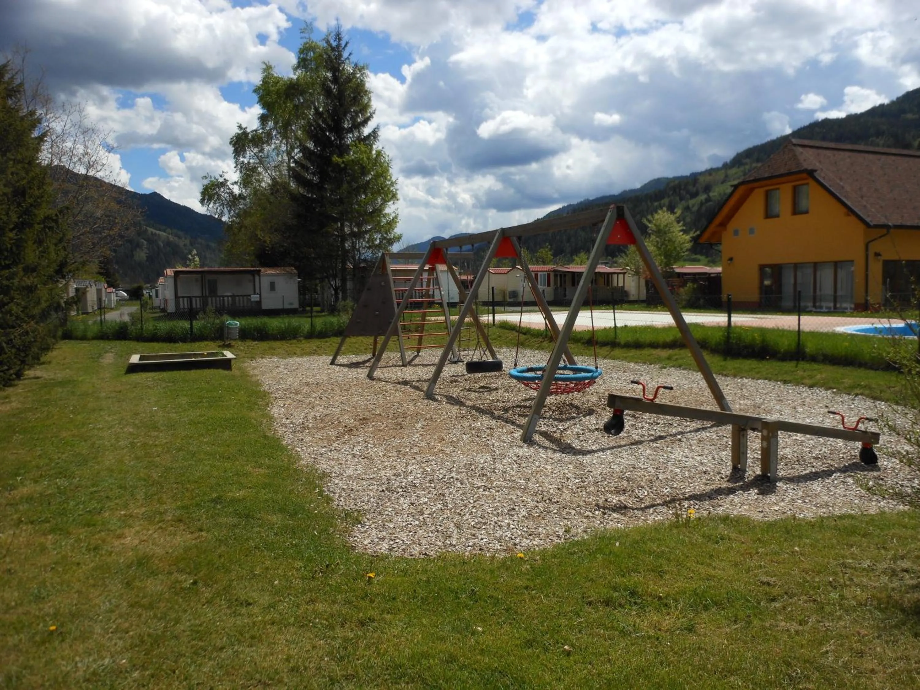 Albatross Mobile Homes on Camping Bella Austria
