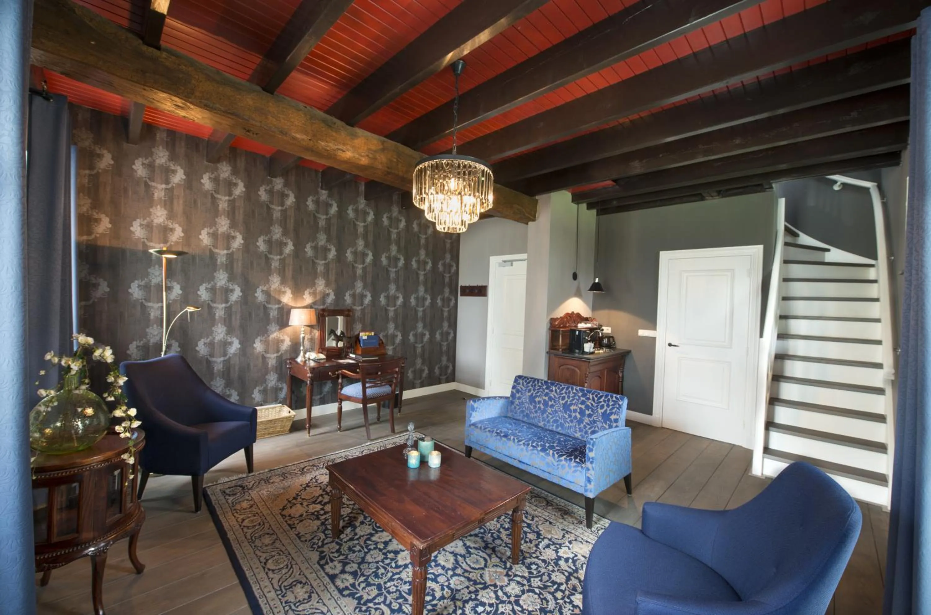 TV and multimedia in Romantik Hotel Kasteel Daelenbroeck