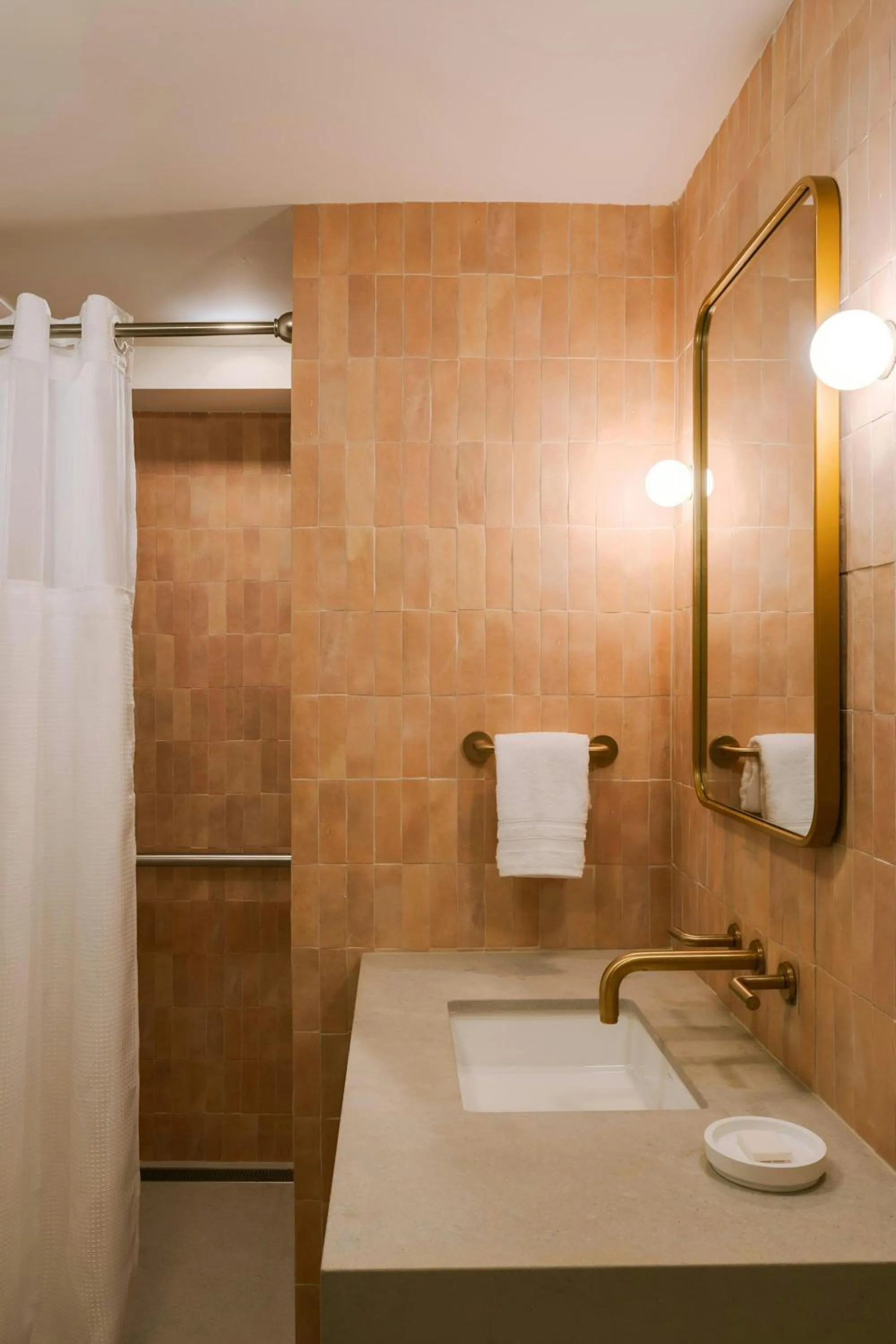 Bathroom in Woods Cove Hotel Laguna Beach, Sonder by Marriott Bonvoy