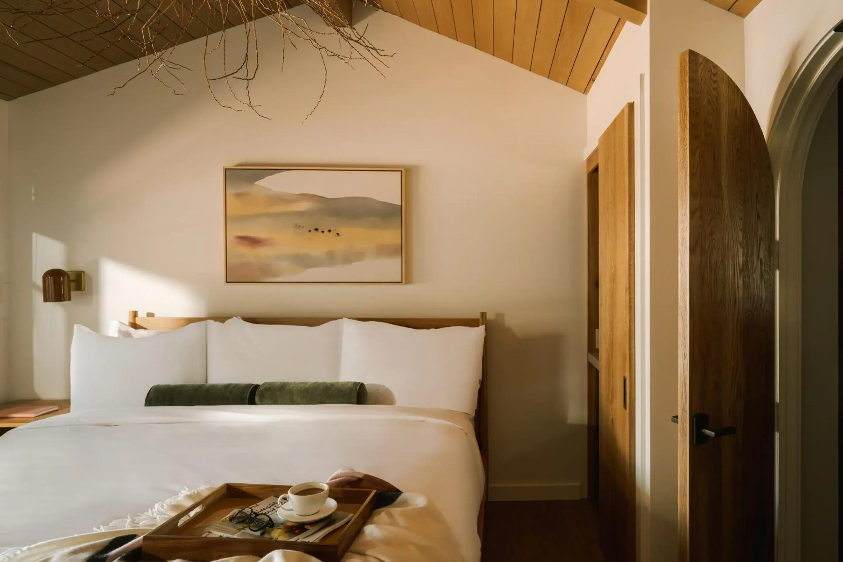 King Room with Sea View in Woods Cove Hotel Laguna Beach, Sonder by Marriott Bonvoy King Room with Sea View in Woods Cove Hotel Laguna Beach, Sonder by Marriott Bonvoy