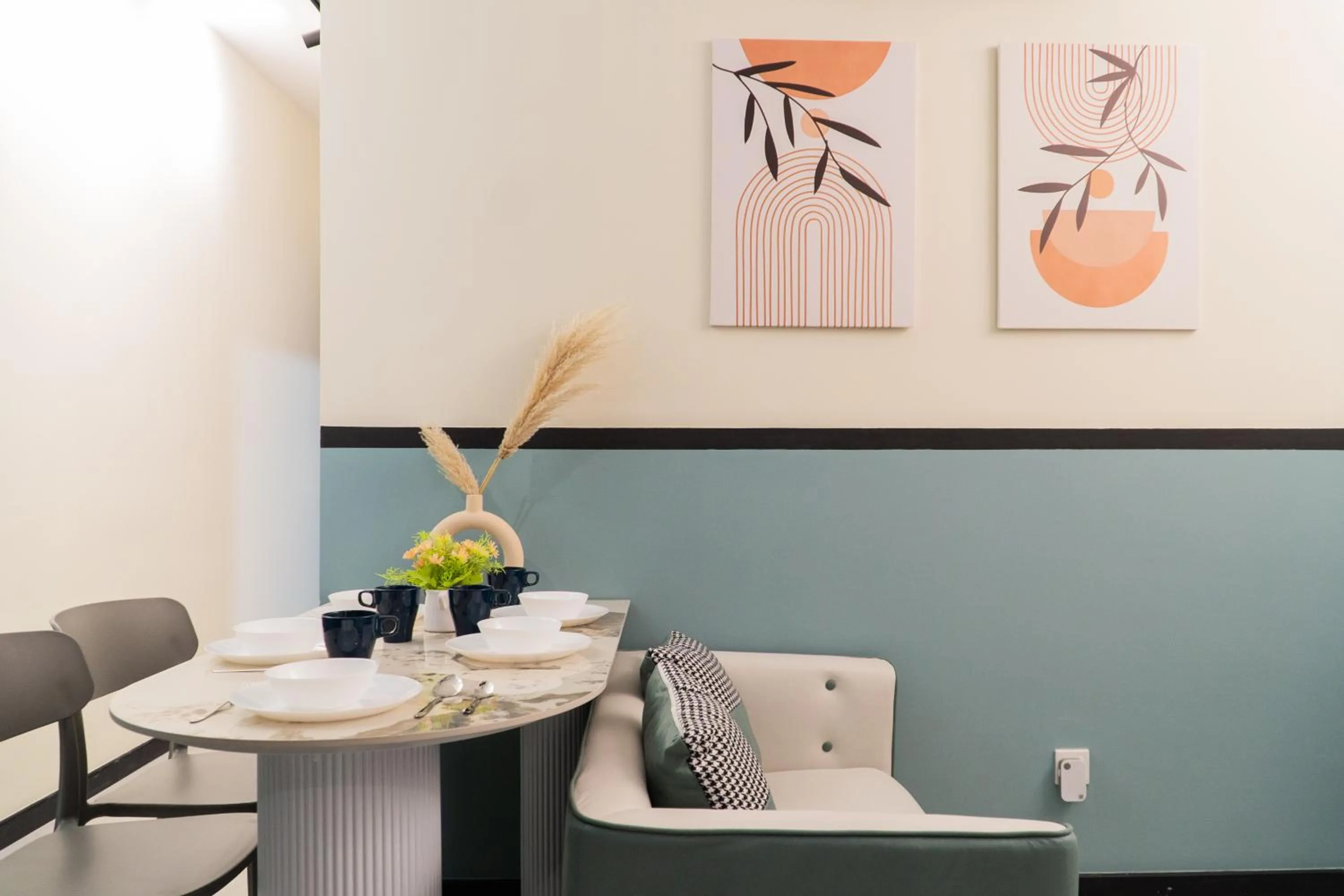 NeuSuite Cozy Studio by GUESTONIC