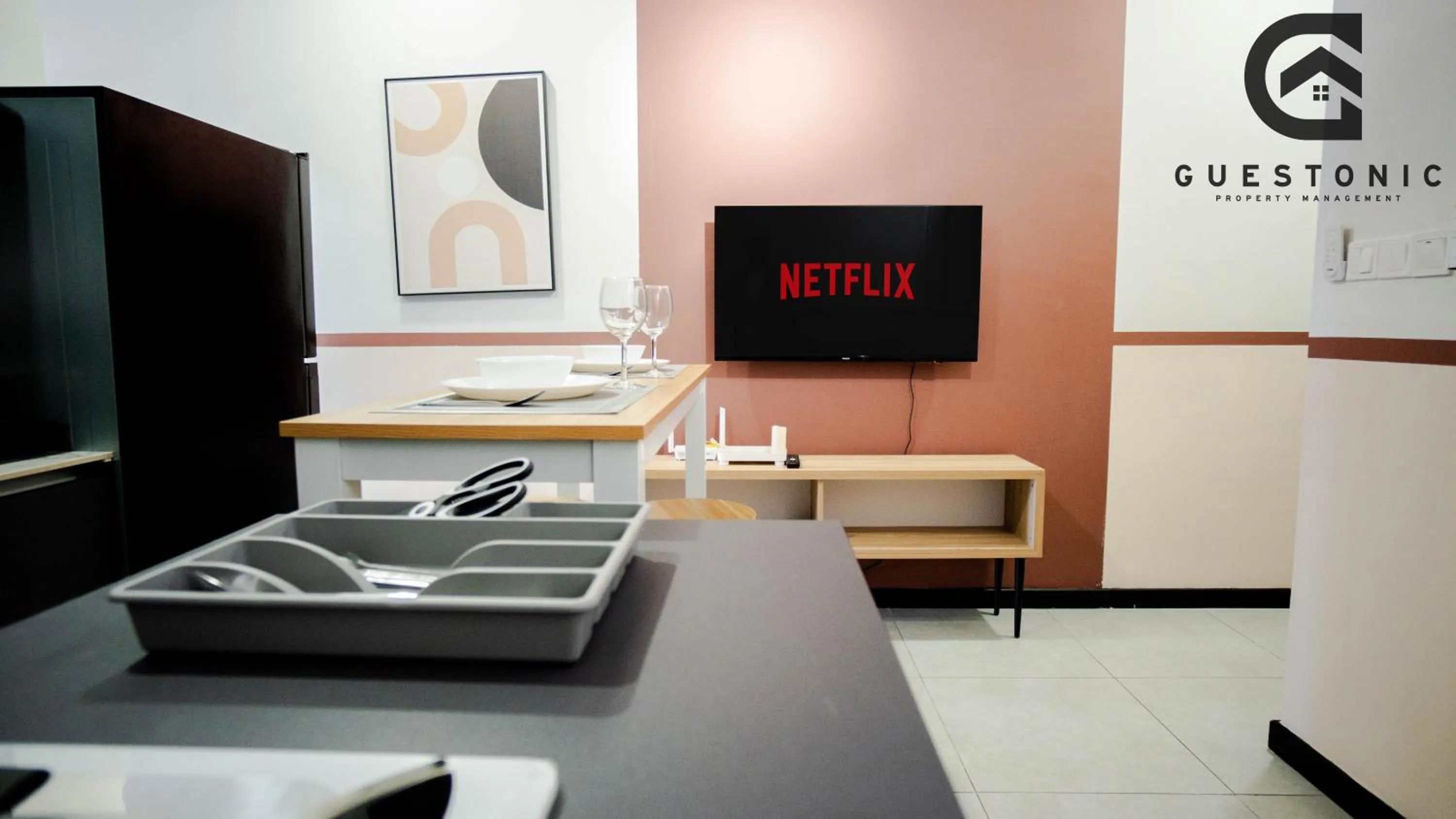 NeuSuite Cozy Studio by GUESTONIC