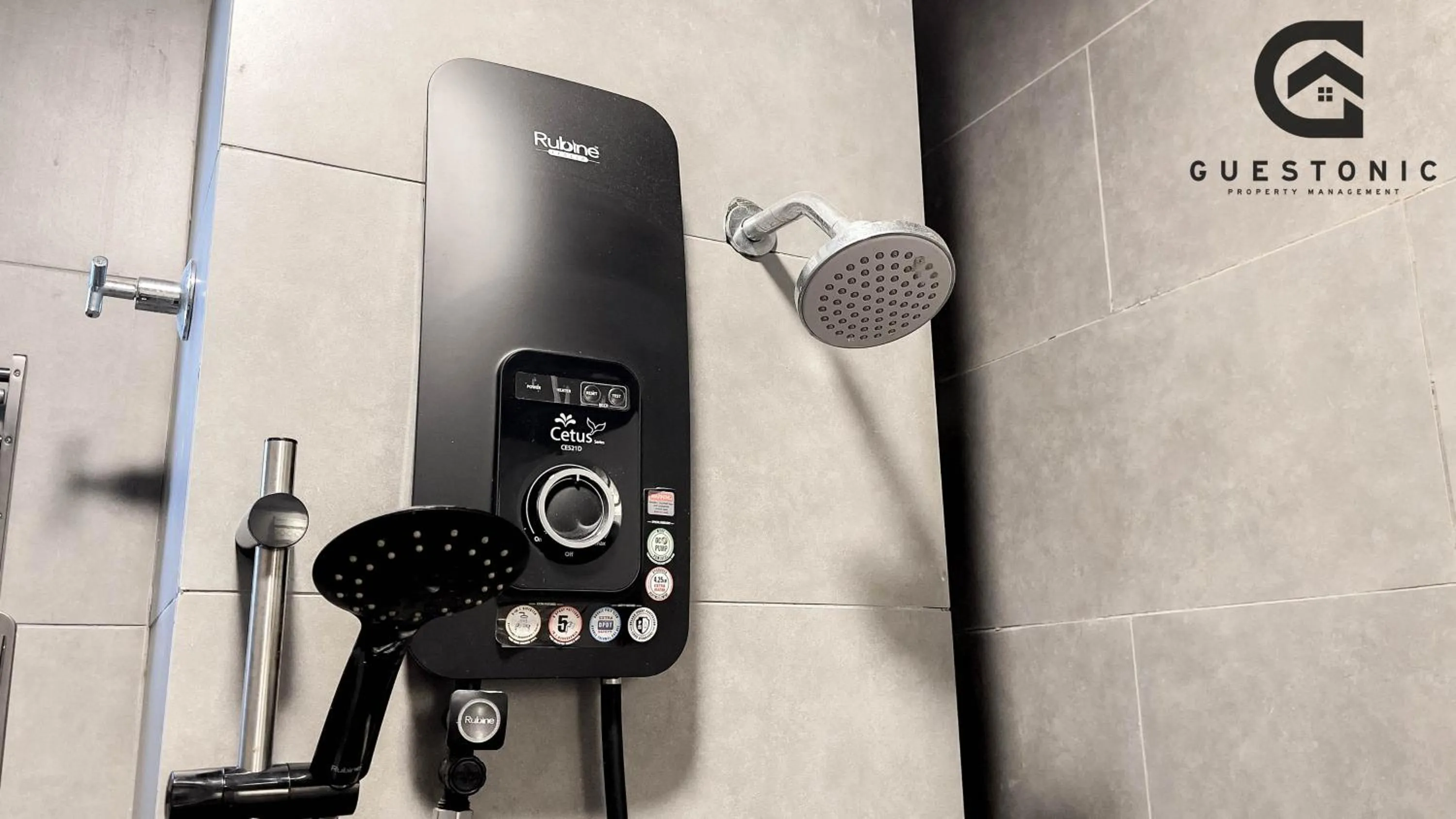 NeuSuite Cozy Studio by GUESTONIC