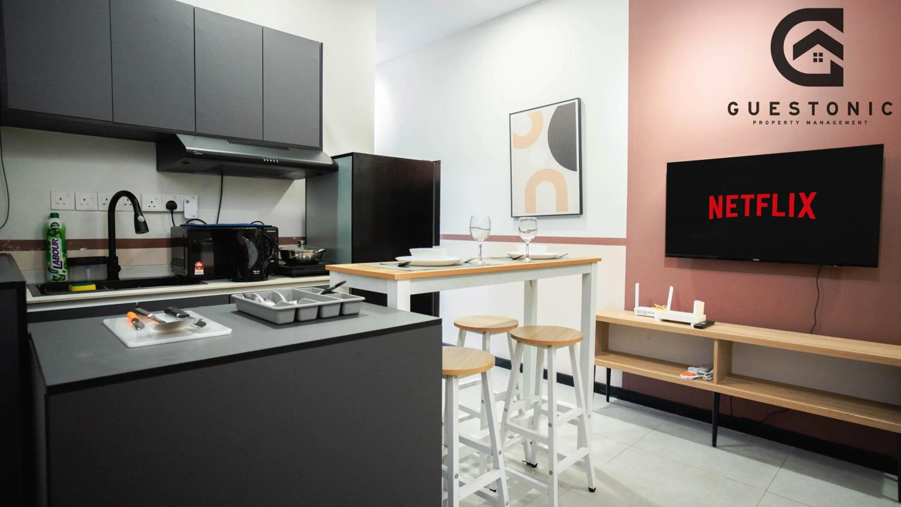 NeuSuite Cozy Studio by GUESTONIC