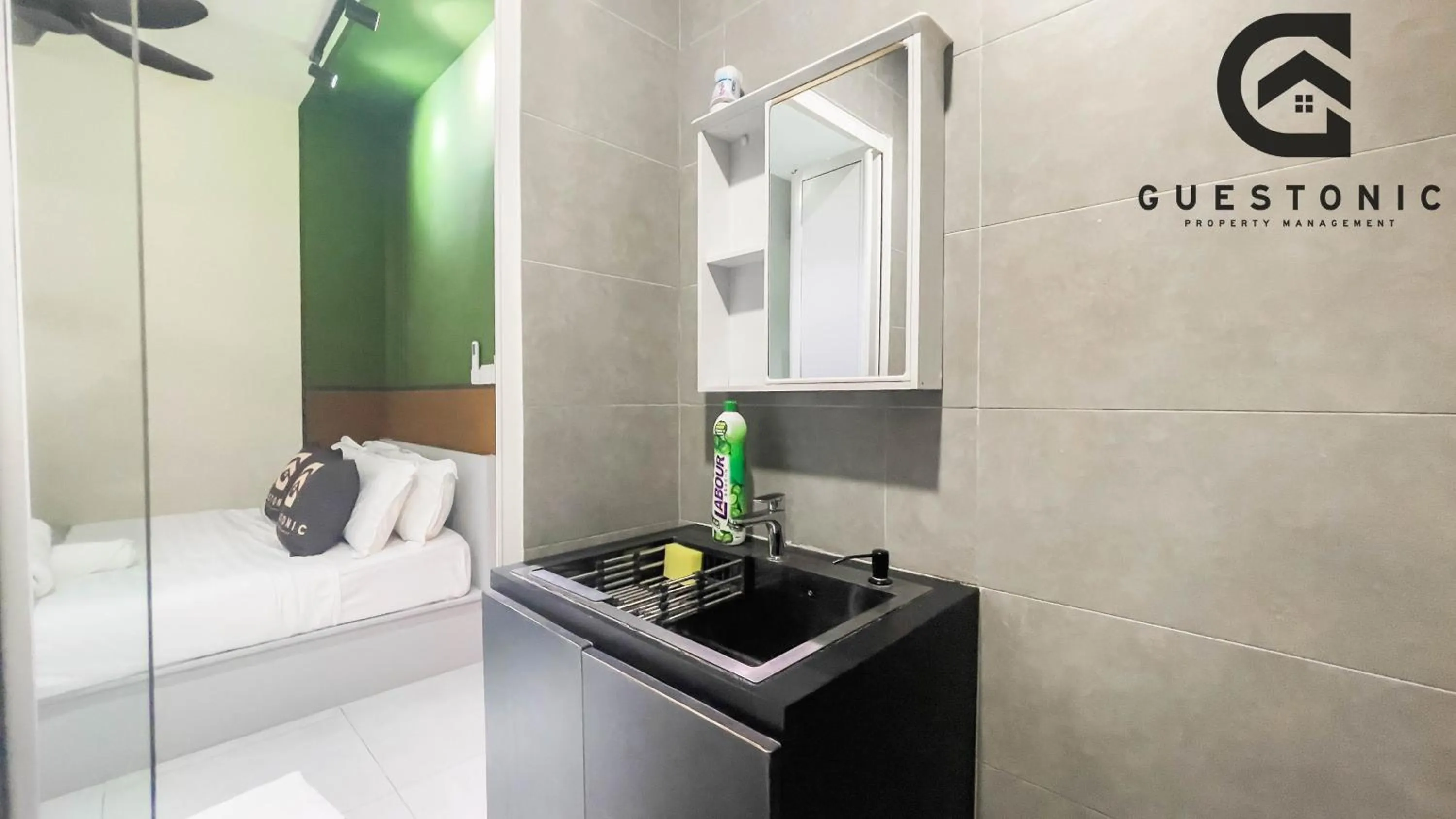 NeuSuite Cozy Studio by GUESTONIC