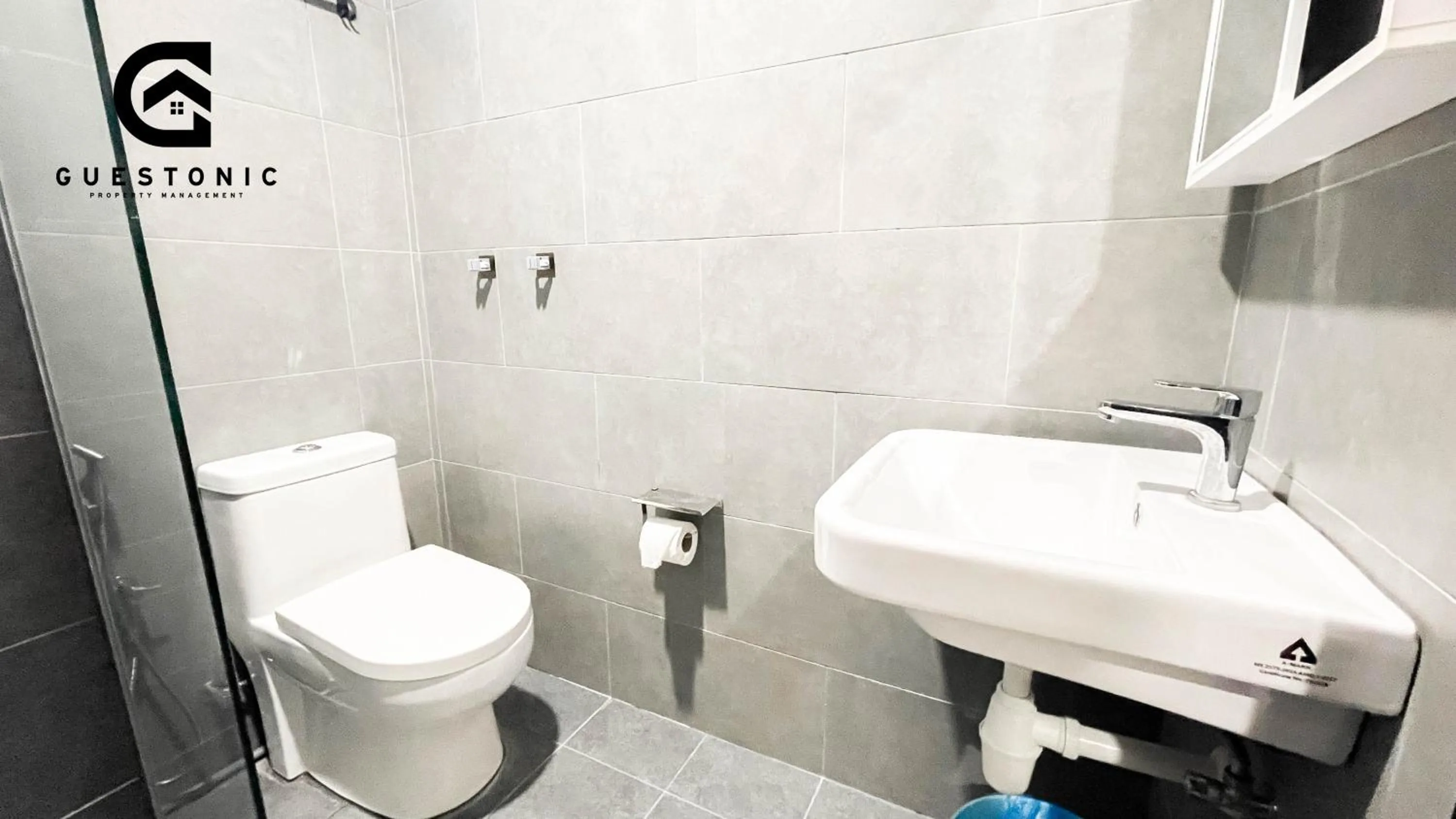 NeuSuite Cozy Studio by GUESTONIC