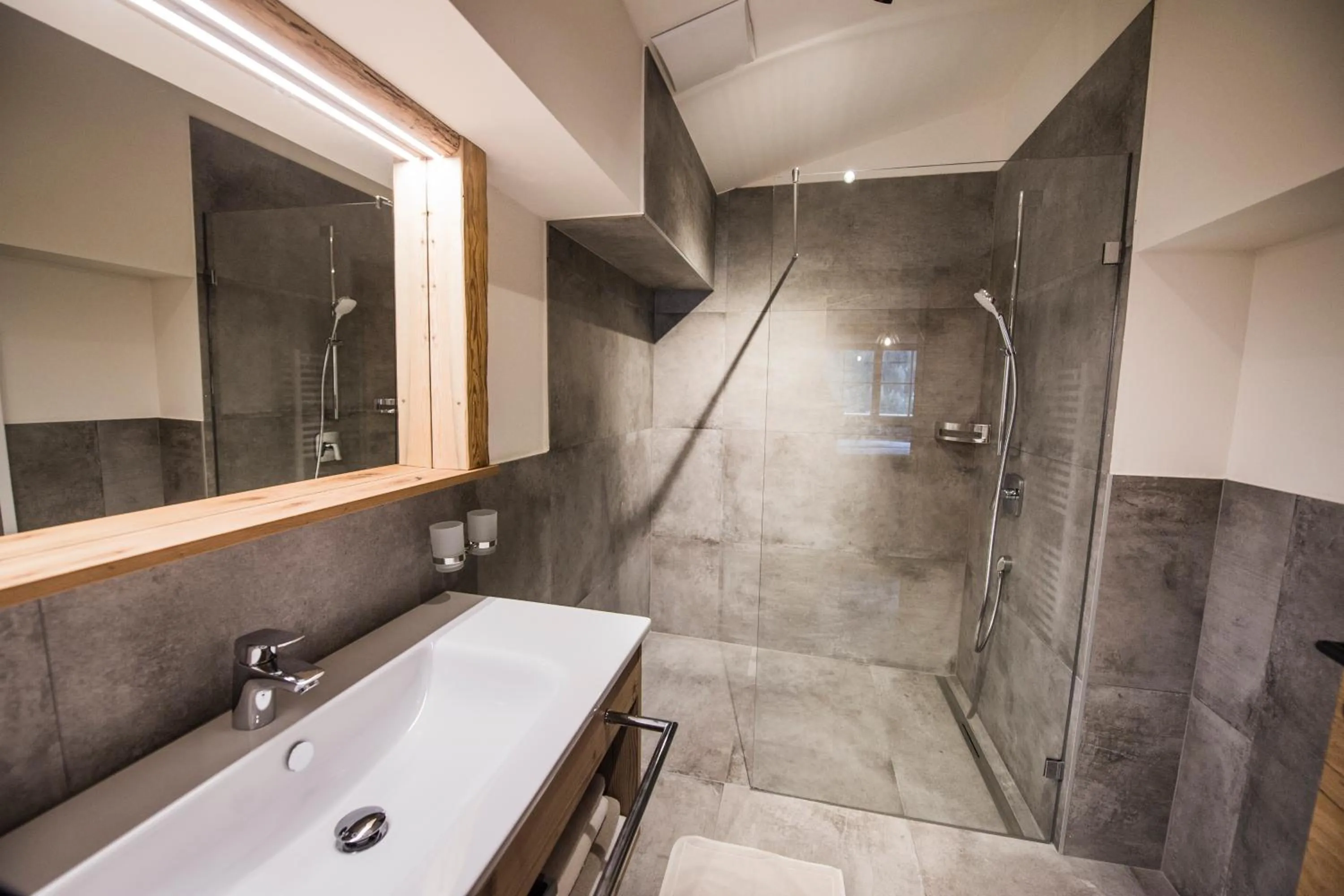 Shower in Ferienhof Ausserbrente