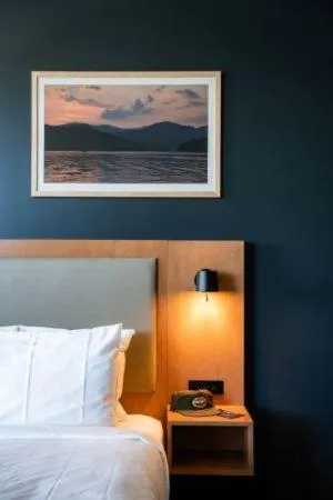 Bed in Bridge Creek Inn