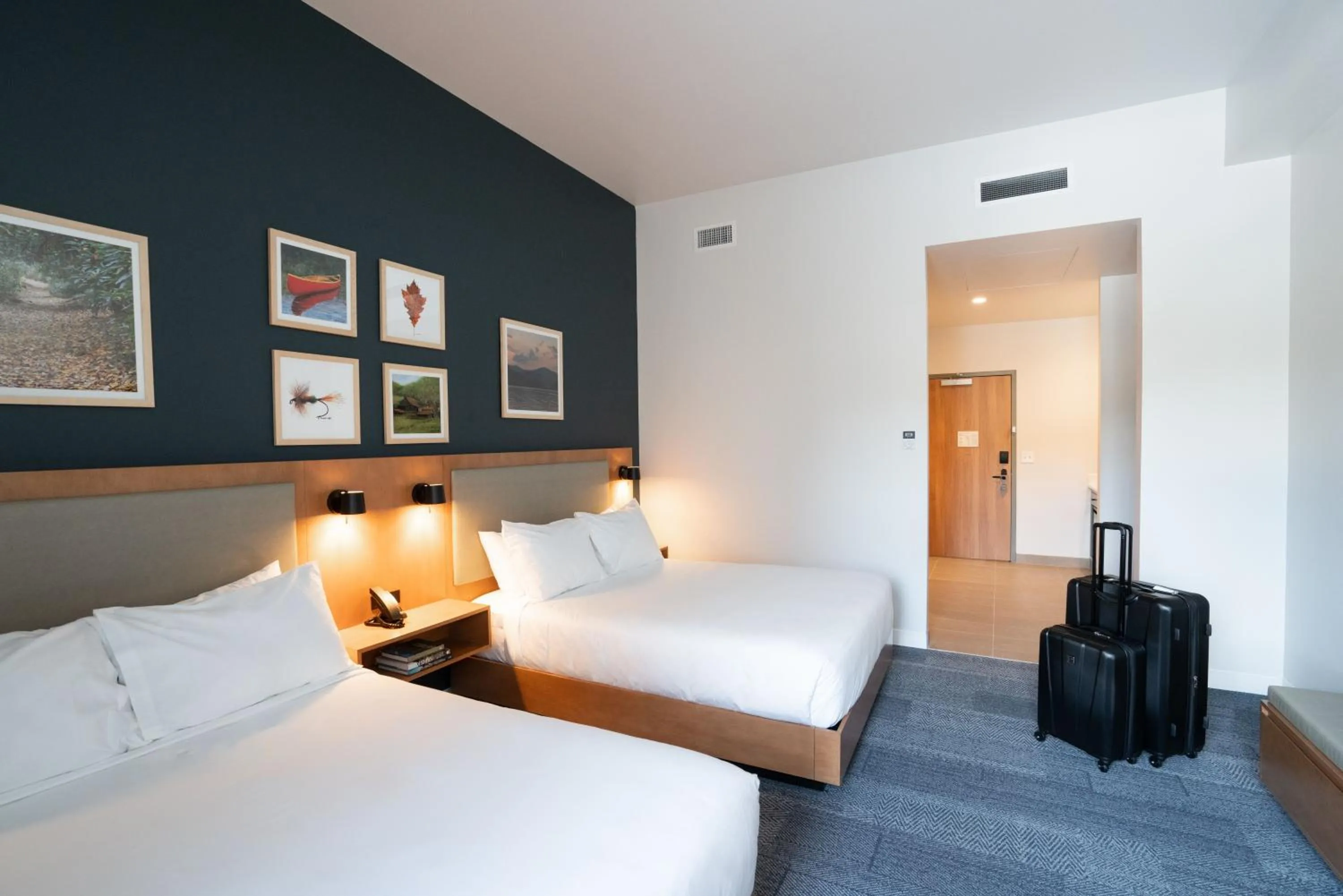 Bed in Bridge Creek Inn