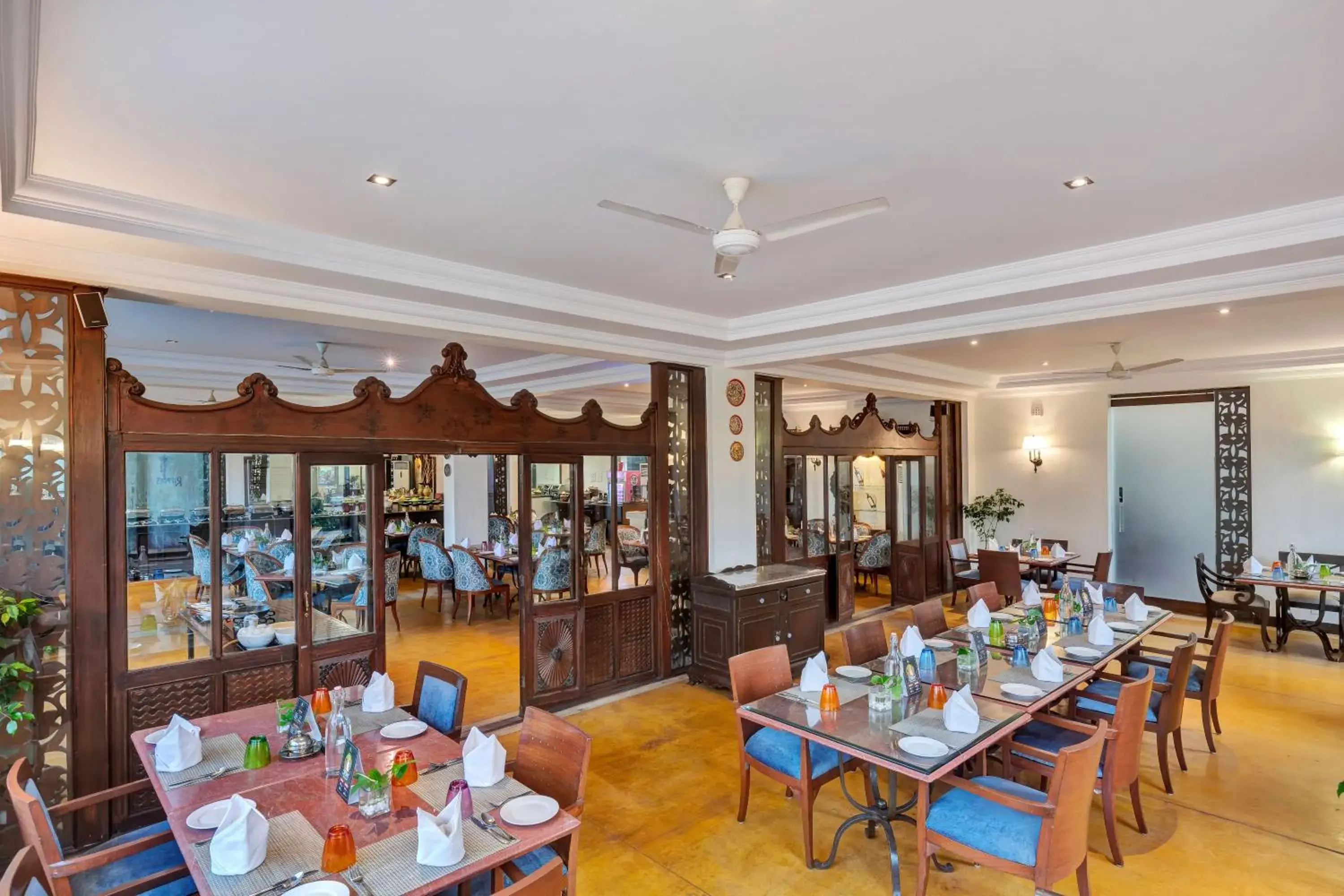Restaurant/places to eat in Club Mahindra Acacia Palms Restaurant/places to eat in Club Mahindra Acacia Palms