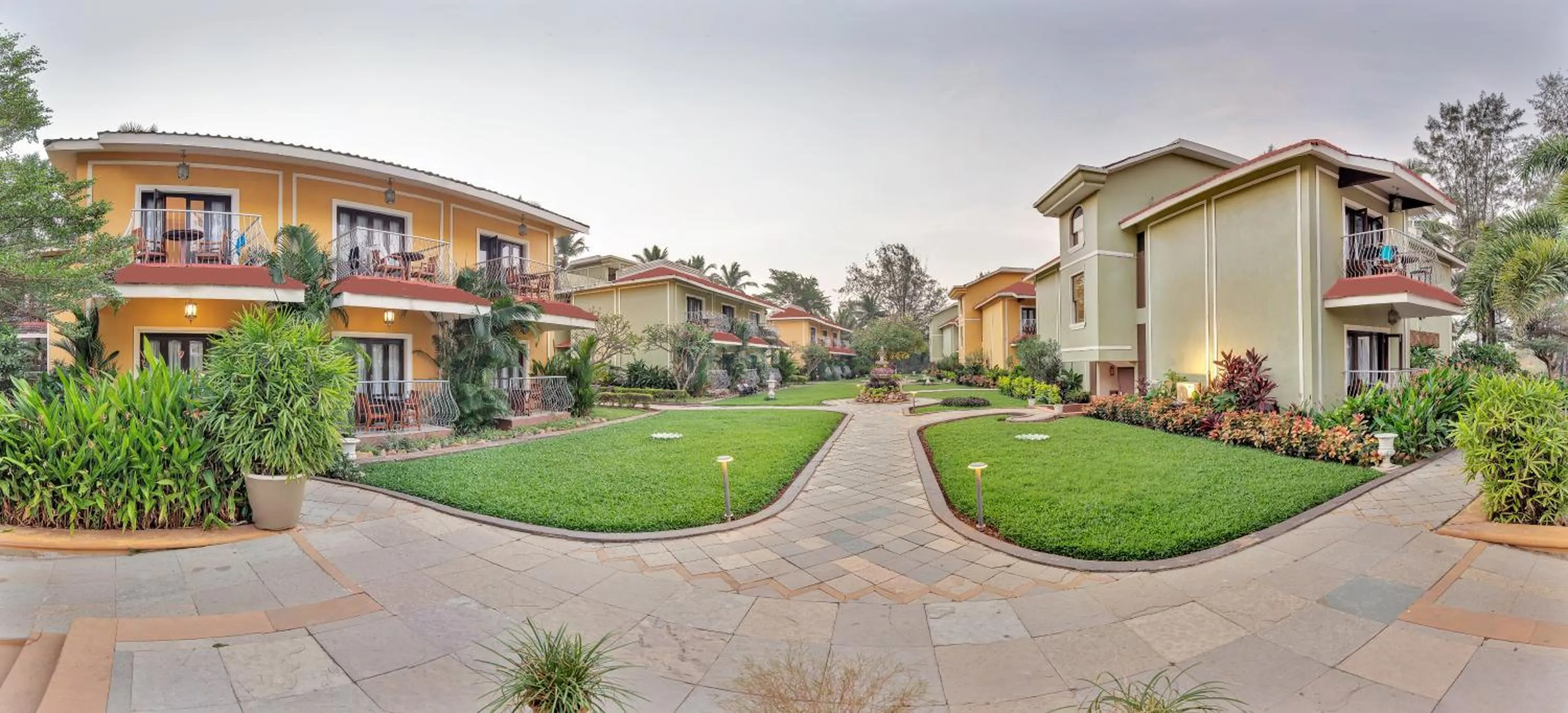 Property building in Club Mahindra Acacia Palms