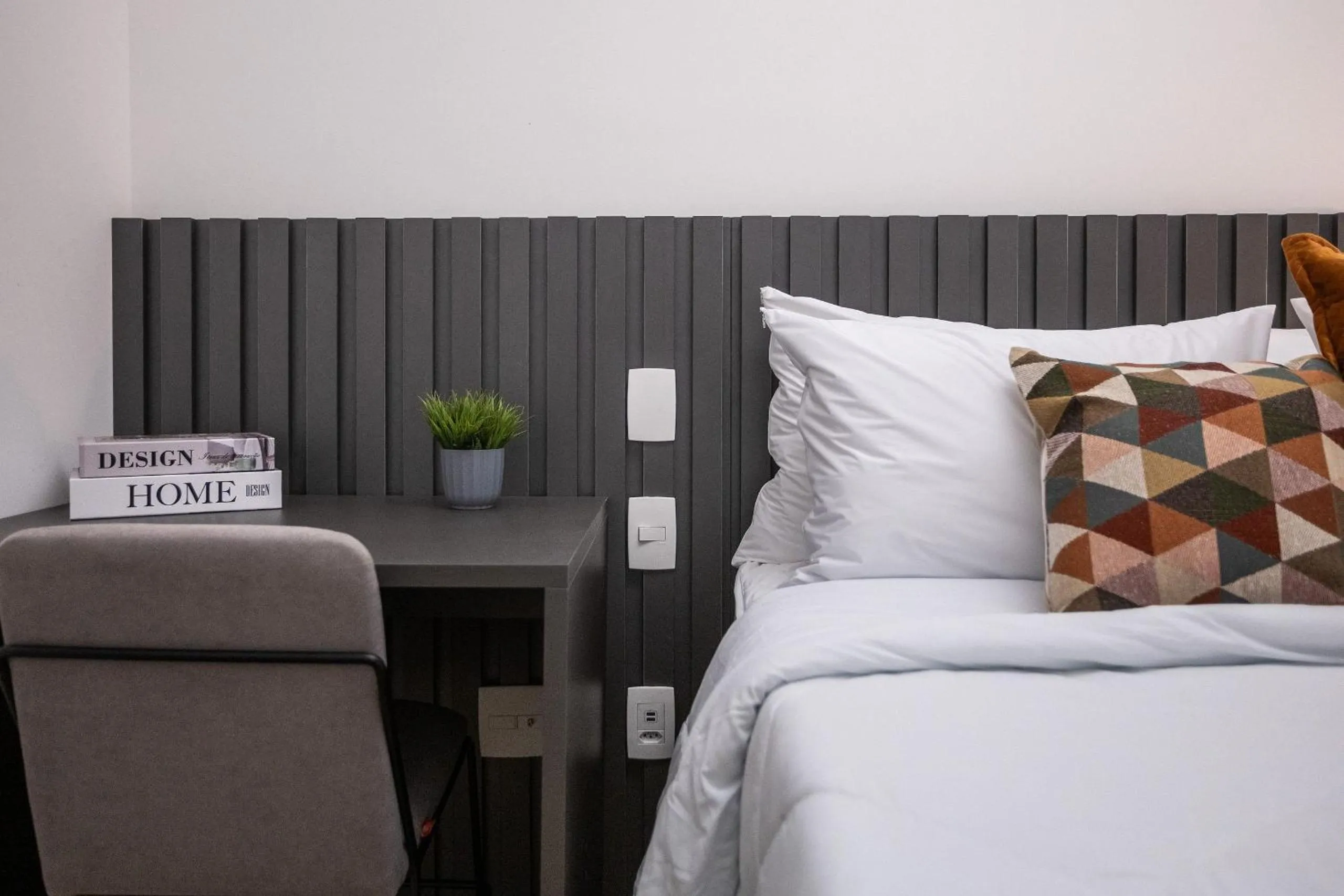 Bedroom, Bed in Walk Moema