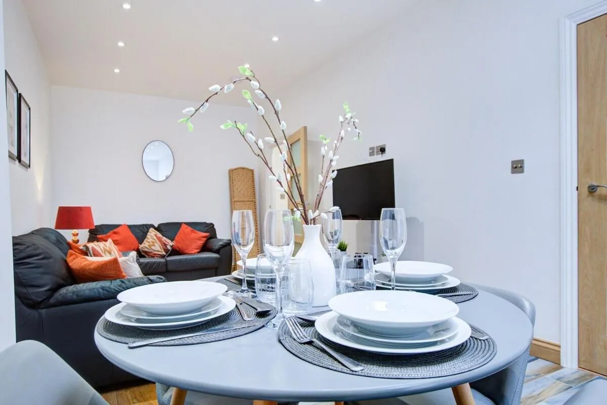 Dining area in Cornwall - The Duke and Duchess