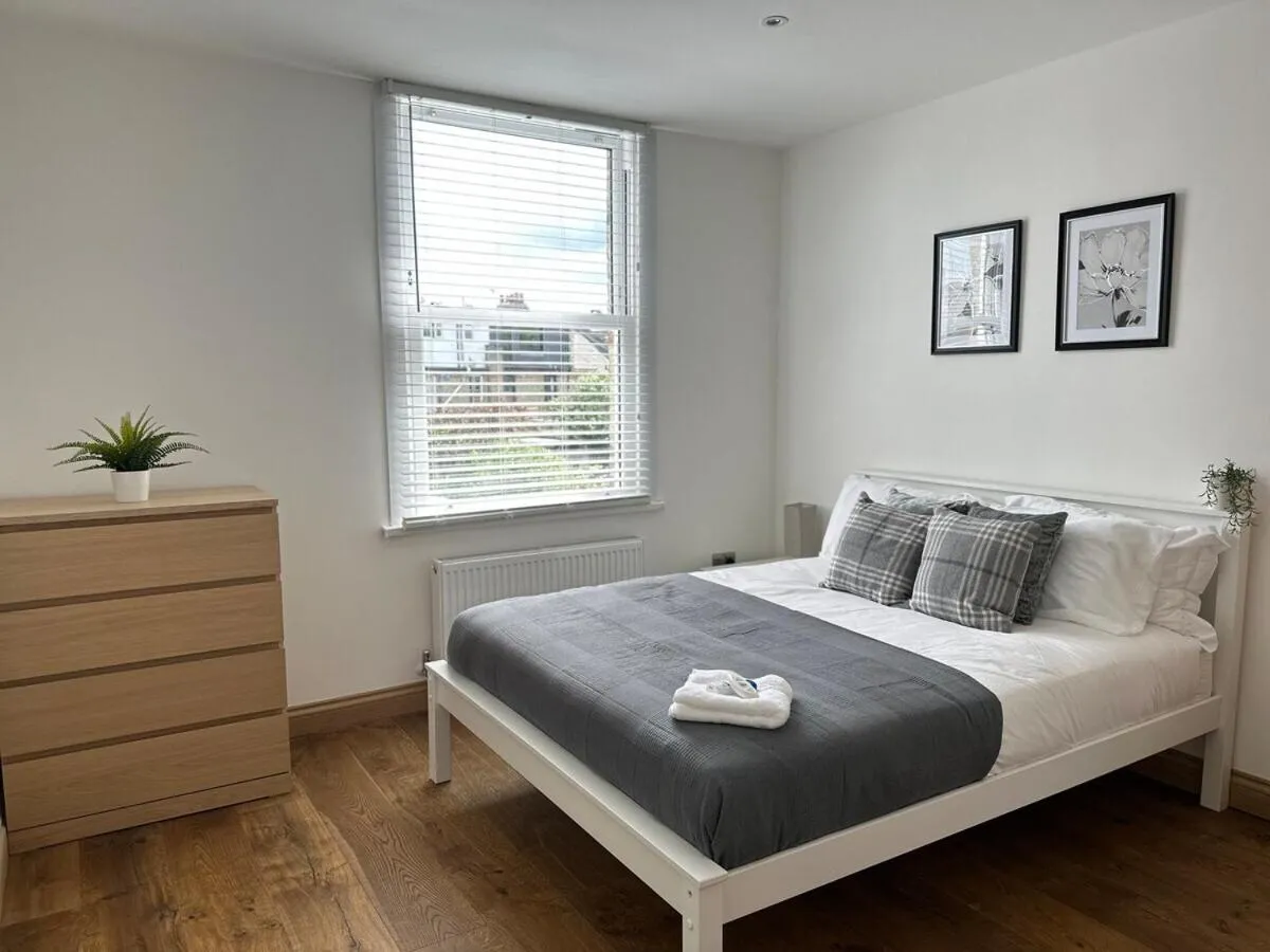 Bedroom, Bed in Cornwall - The Duke and Duchess