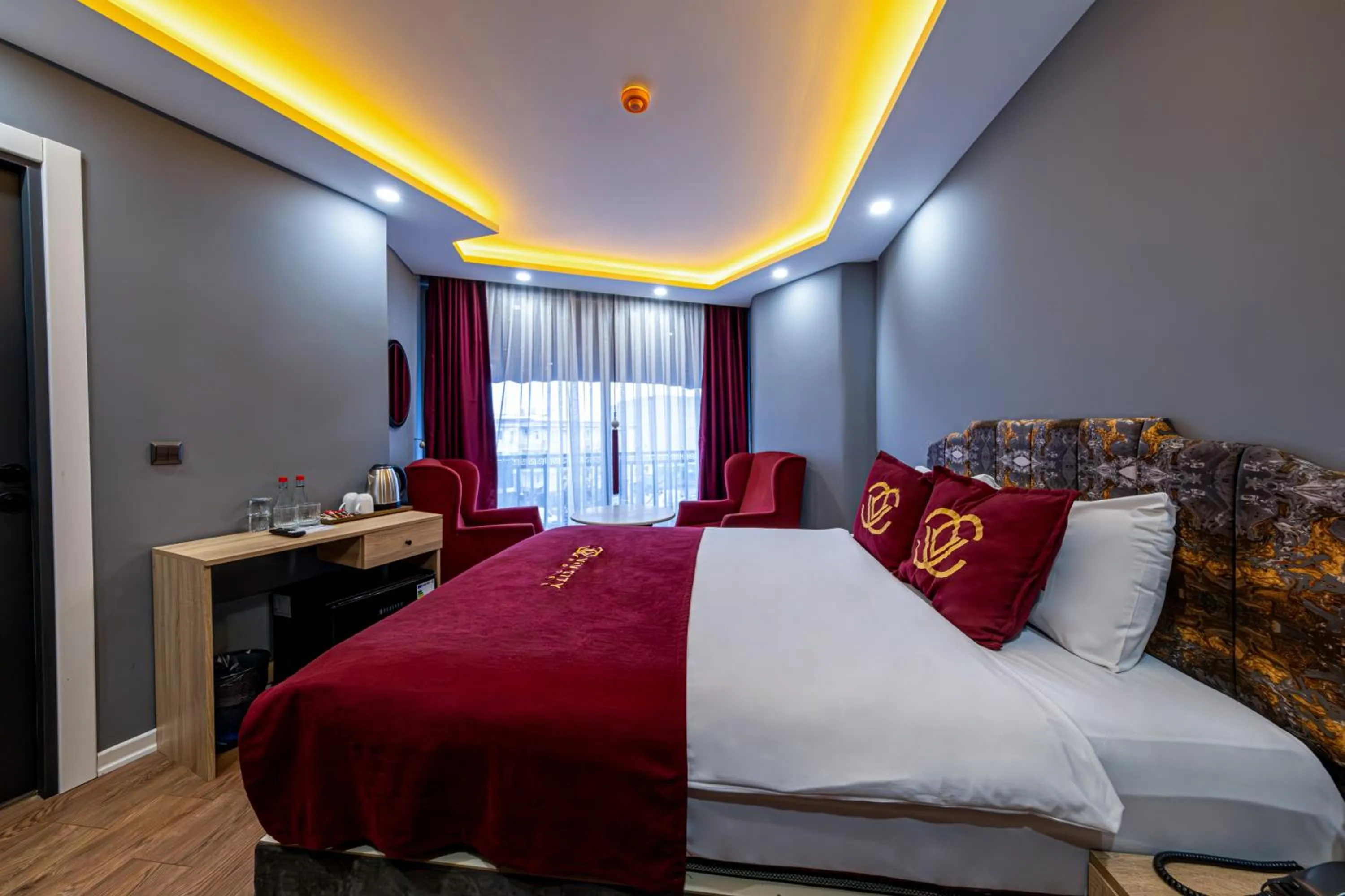 Photo of the whole room in Viv City Hotel