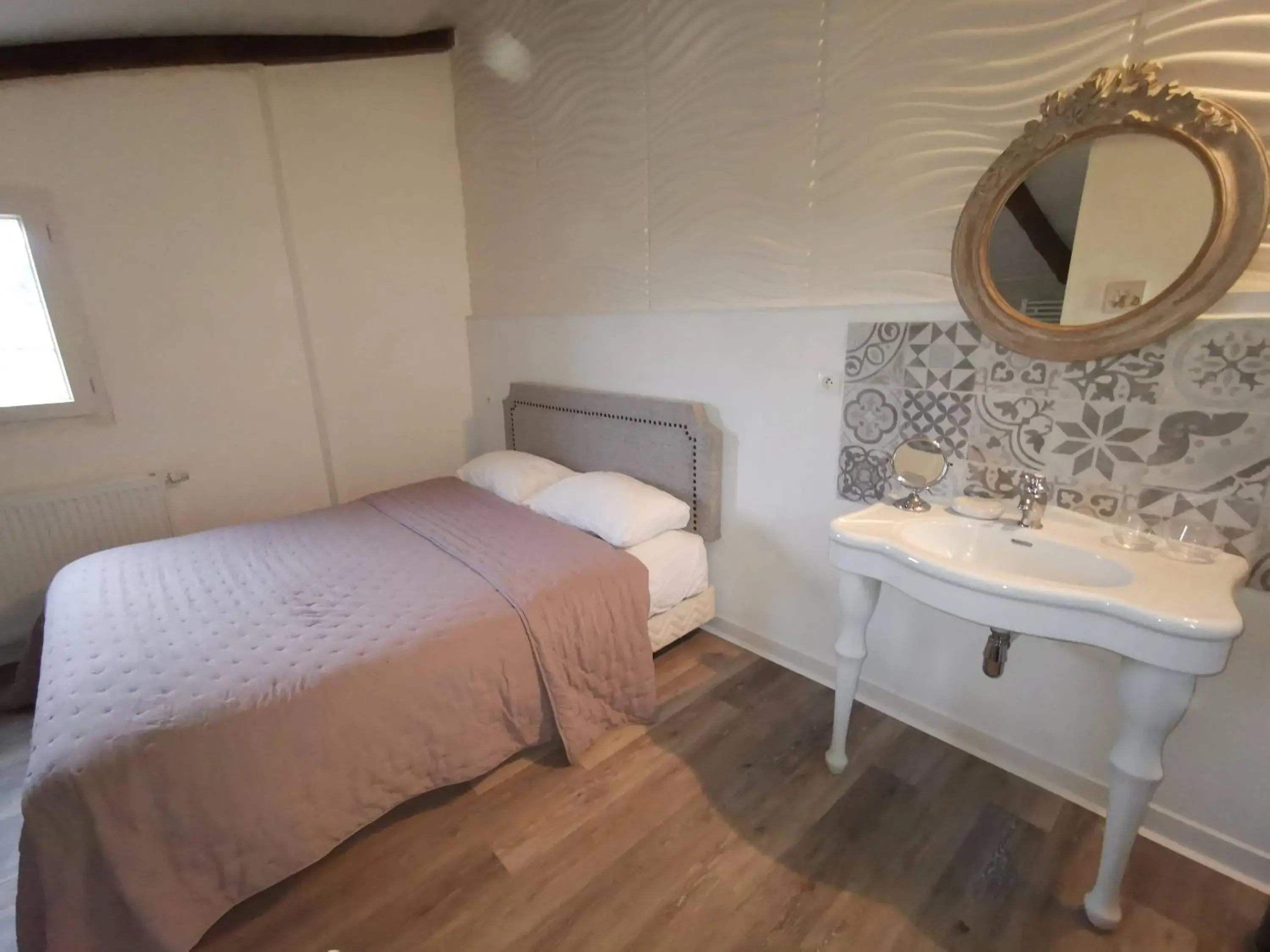 Bedroom in La Bastide des Mûriers Bedroom in La Bastide des Mûriers