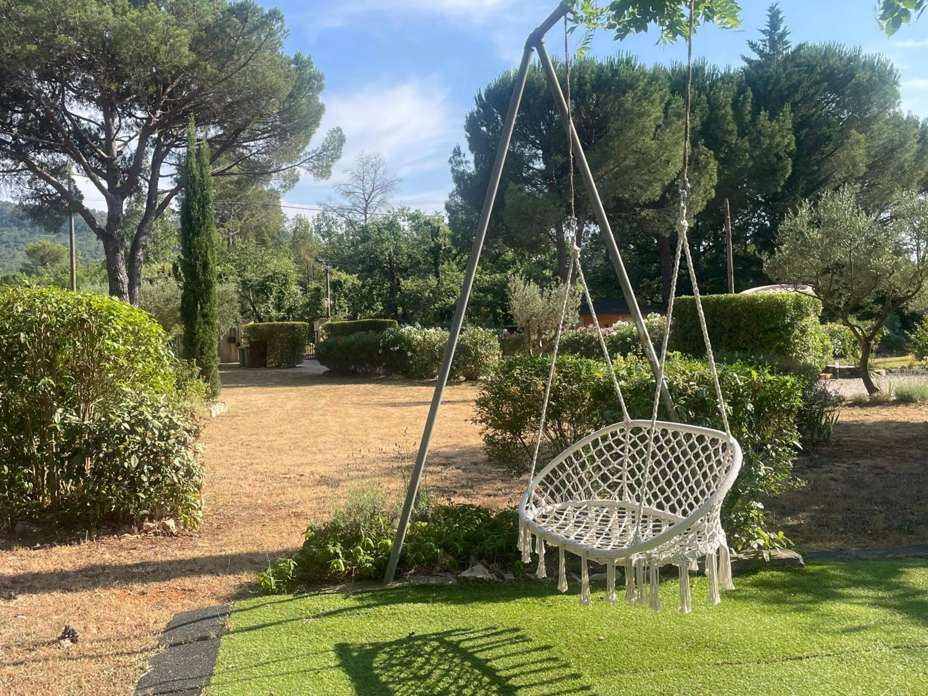 Day in La maison de la Cigale