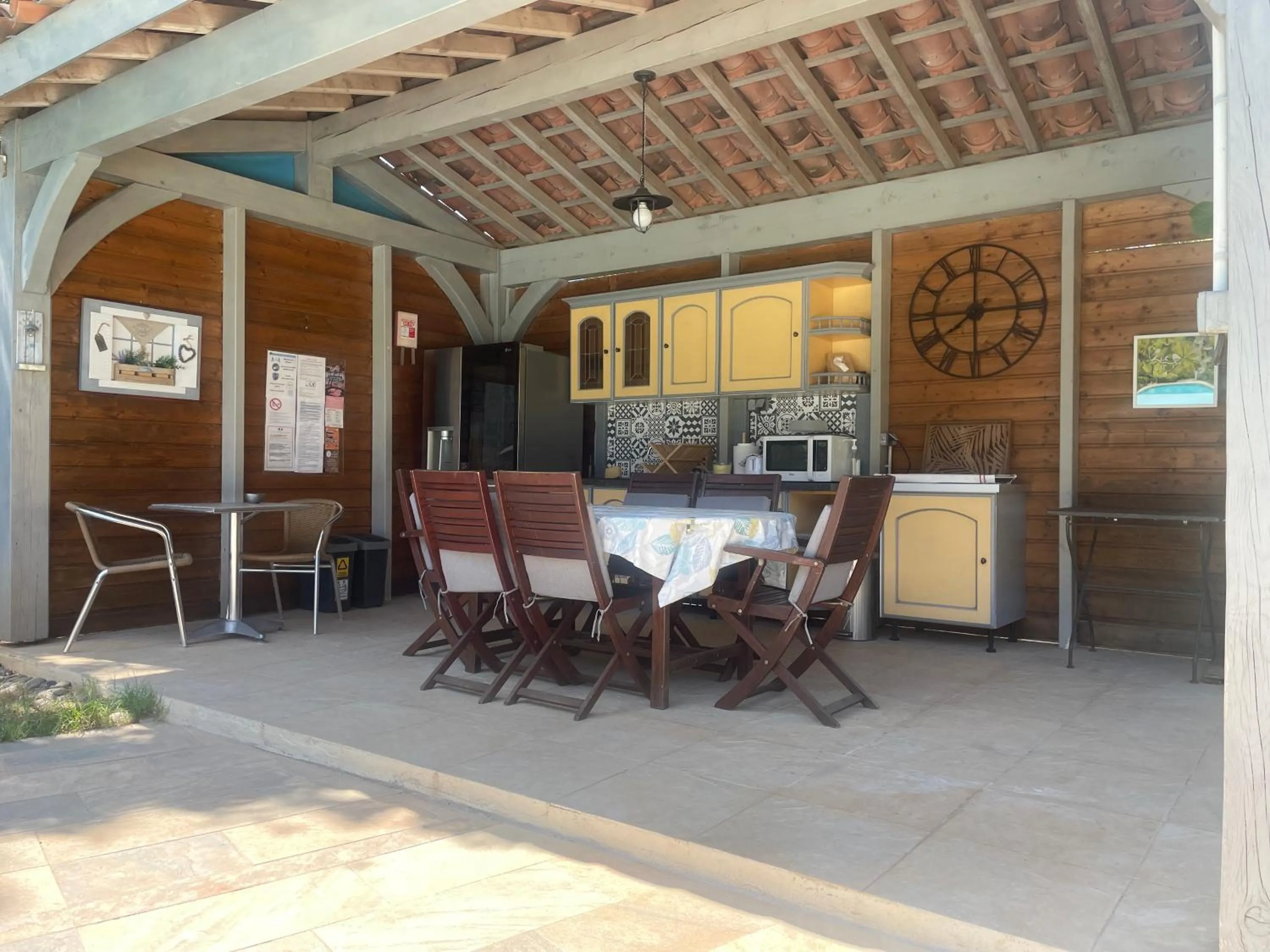 Kitchen or kitchenette in La maison de la Cigale