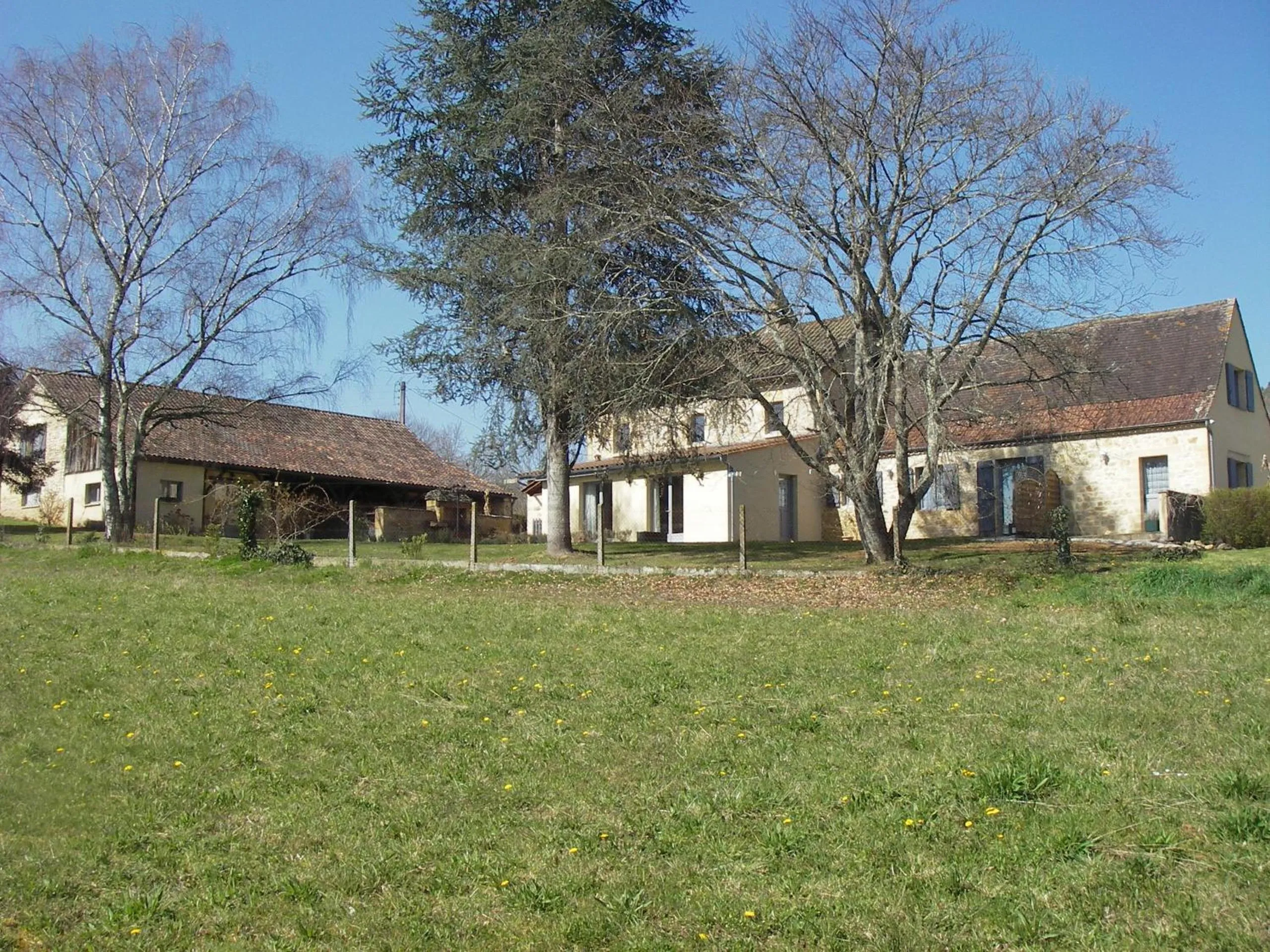 Property building in Les 4 Saisons