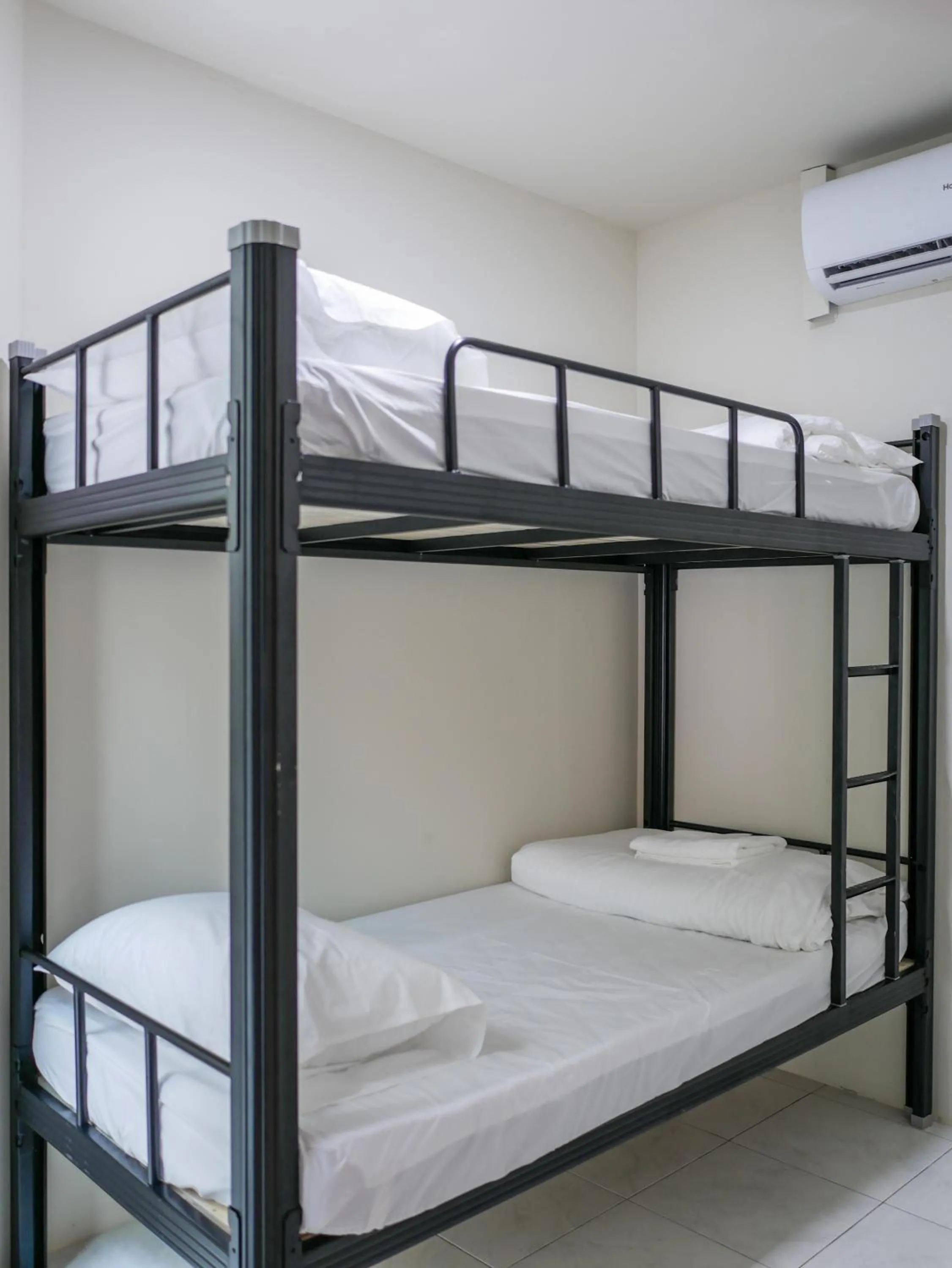 Bed in Aayu Chulia - Chulia St, George Town