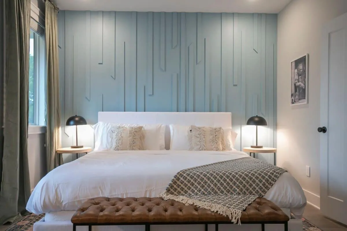 Bed in 3 King Beds in Hip East Nash Home 1 Mile to DWNTN